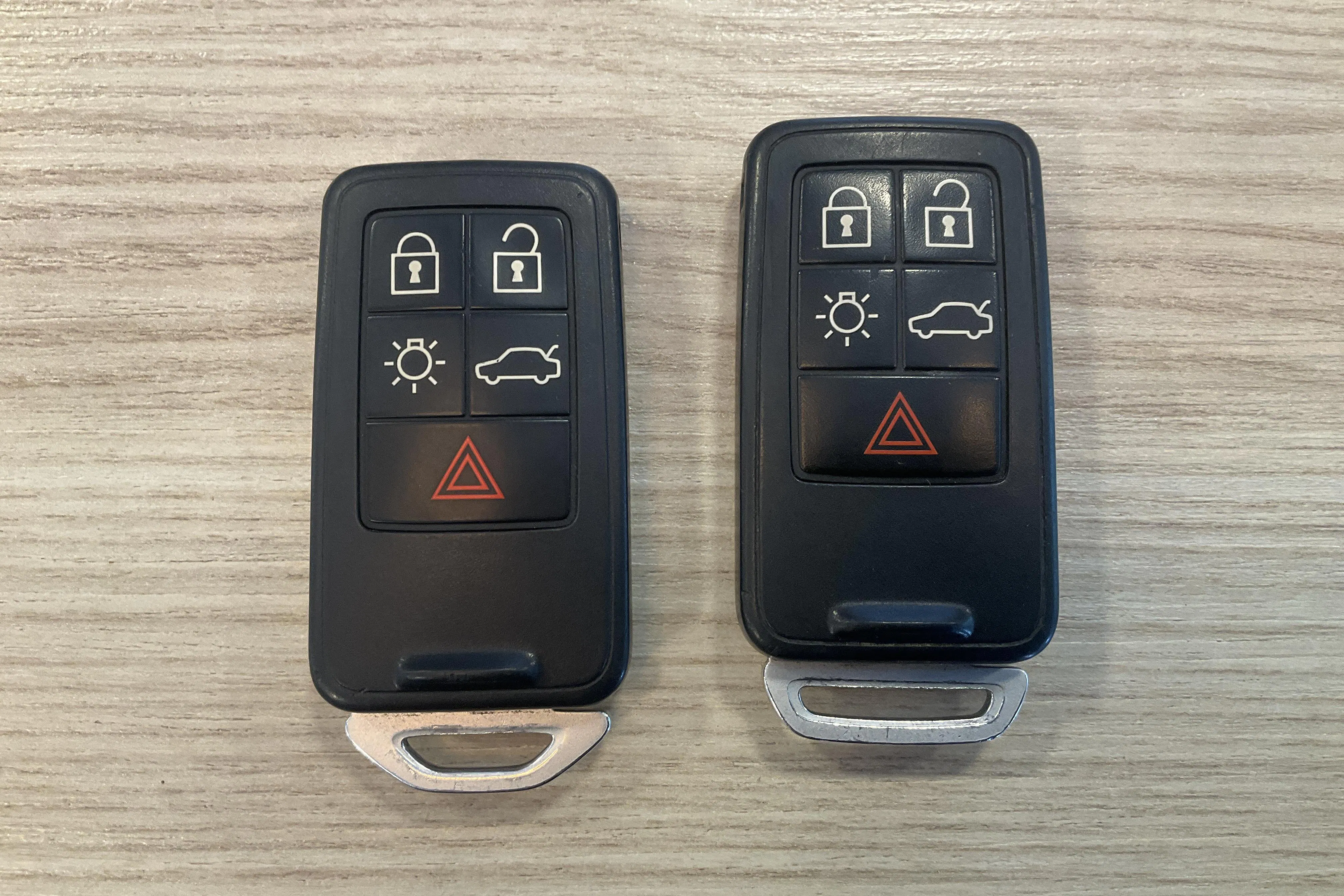 Presentation photo 19 of 19: Volvo V40 Cross Country D2 (115hk) - 230 350 km - Manual - blue - 2015