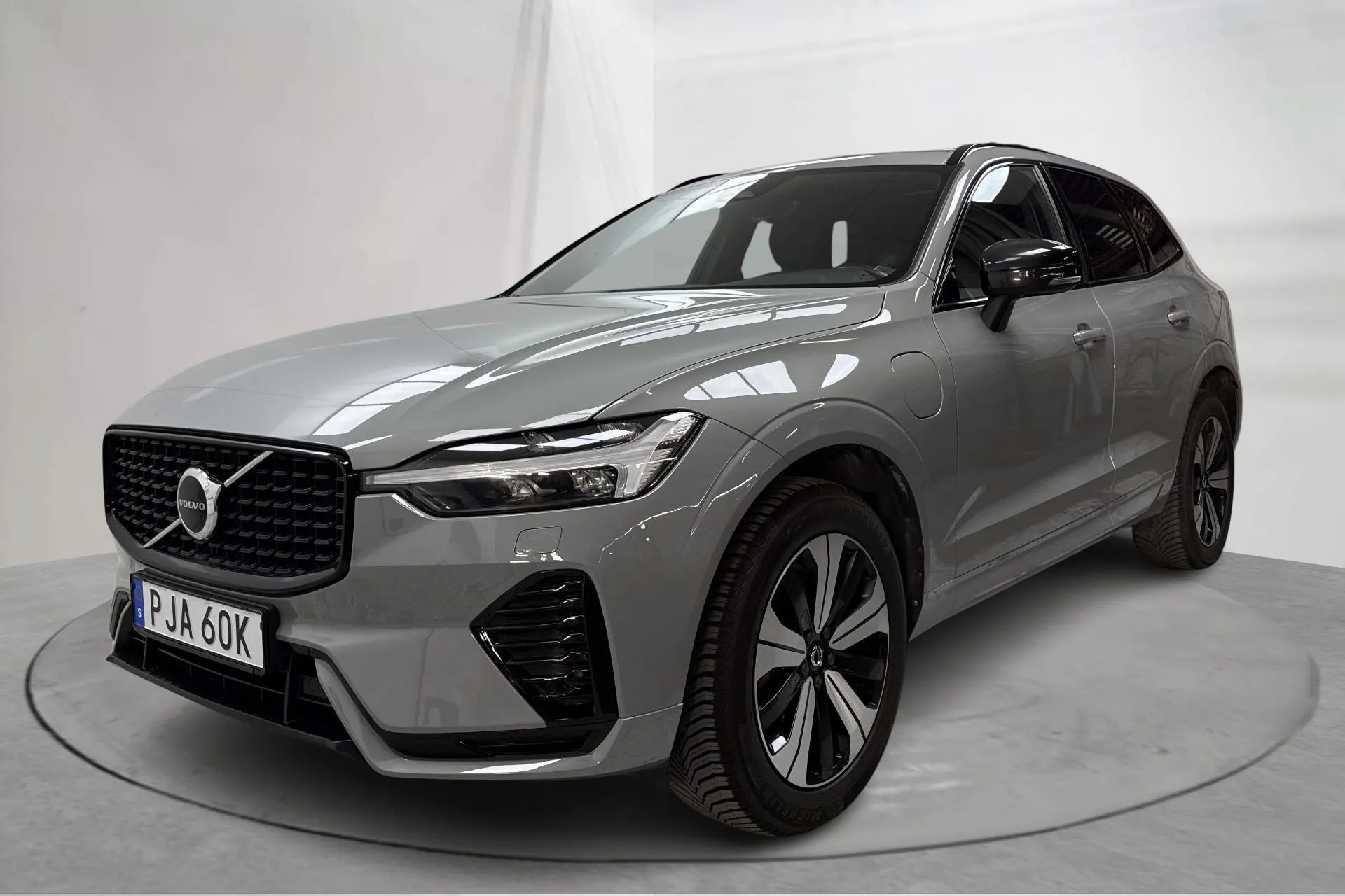 Volvo XC60 T6 AWD Recharge (350hk)