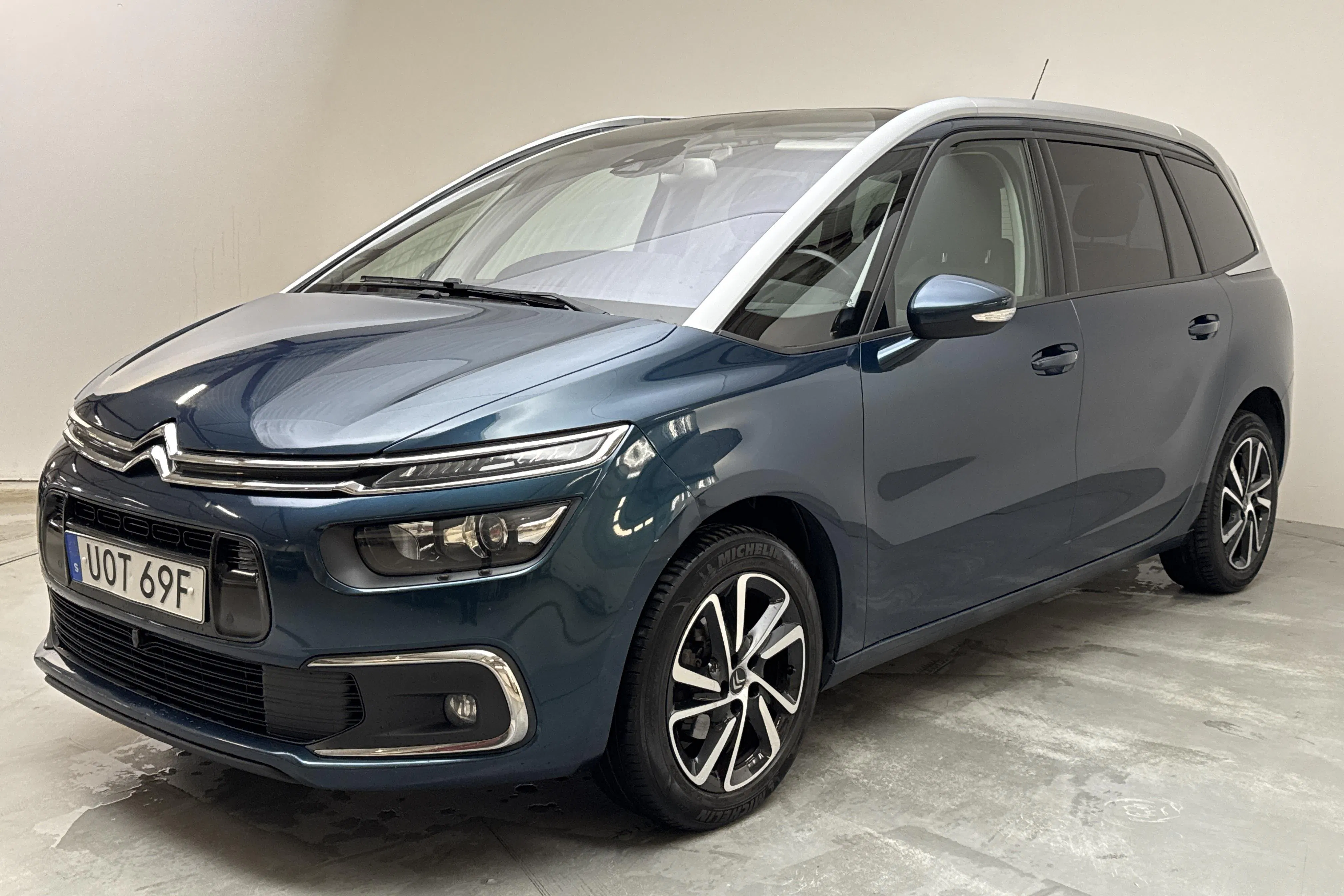 Presentation photo 1 of 20: Citroën C4 Grand Spacetourer BlueHDi (130hk) - 161 720 km - Automatic - blue - 2019
