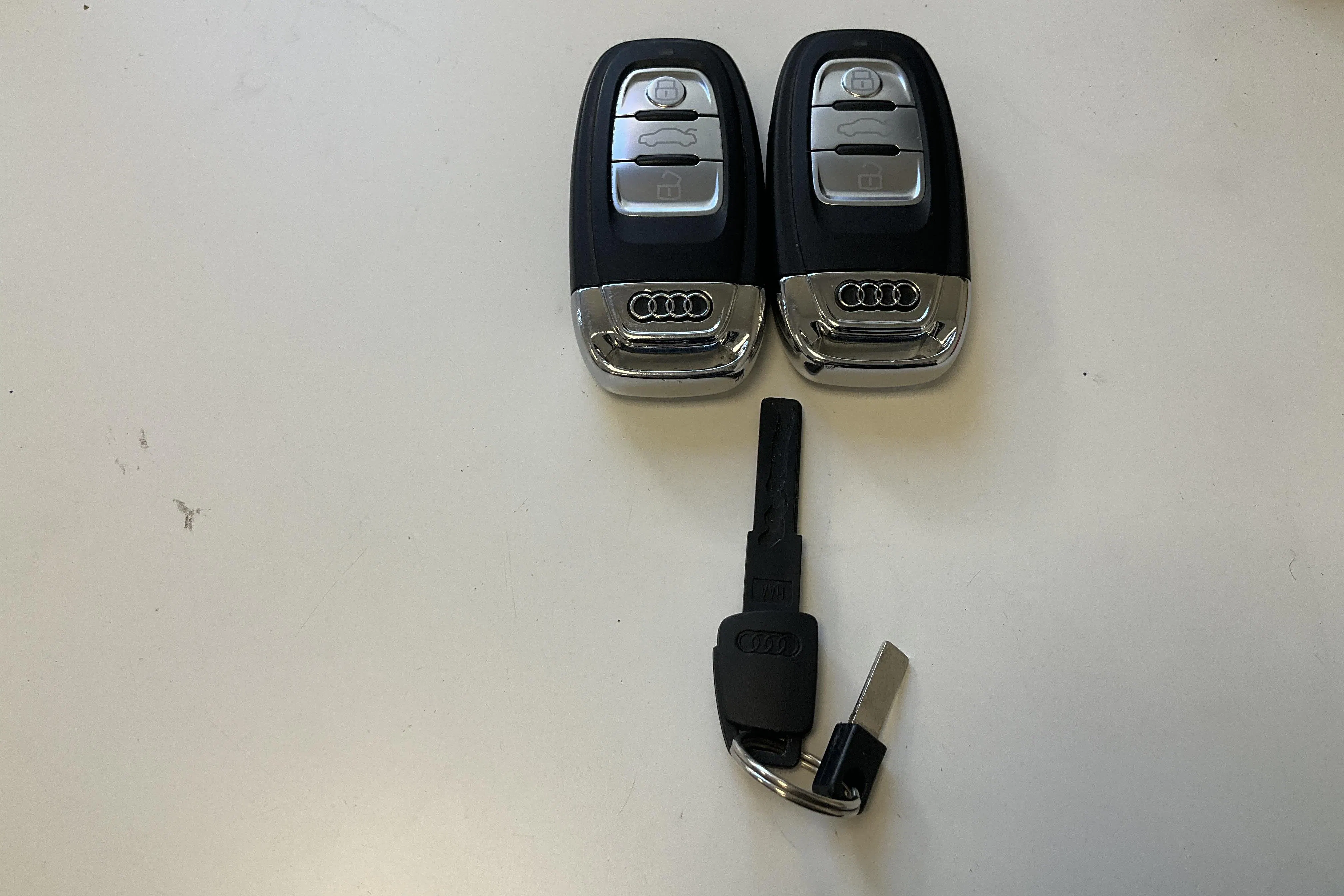 Presentationsfoto 15 av 15: Audi A6 2.0 TDI Ultra Avant (190hk) - 18 654 mil - Automat - silver - 2014