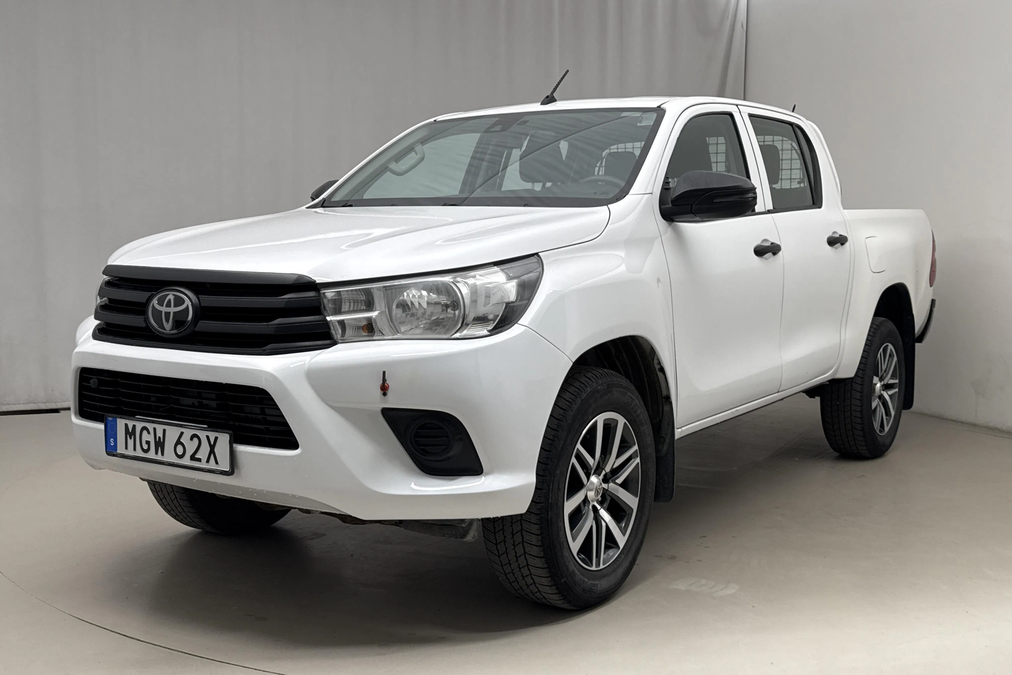 Toyota Hilux 2.4 D 4WD (150hk)