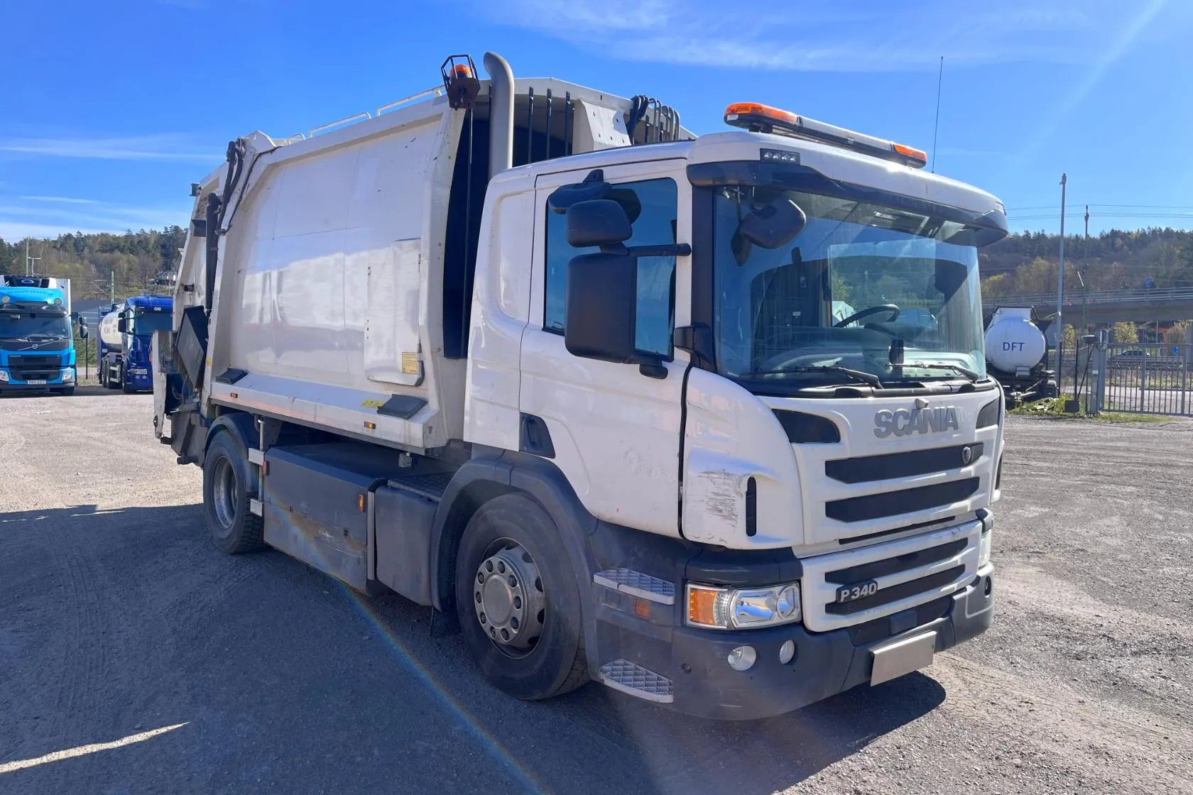 Presentationsfoto 2 av 101: SCANIA P340LB MNB - 98 781 km - Automat - vit - 2018