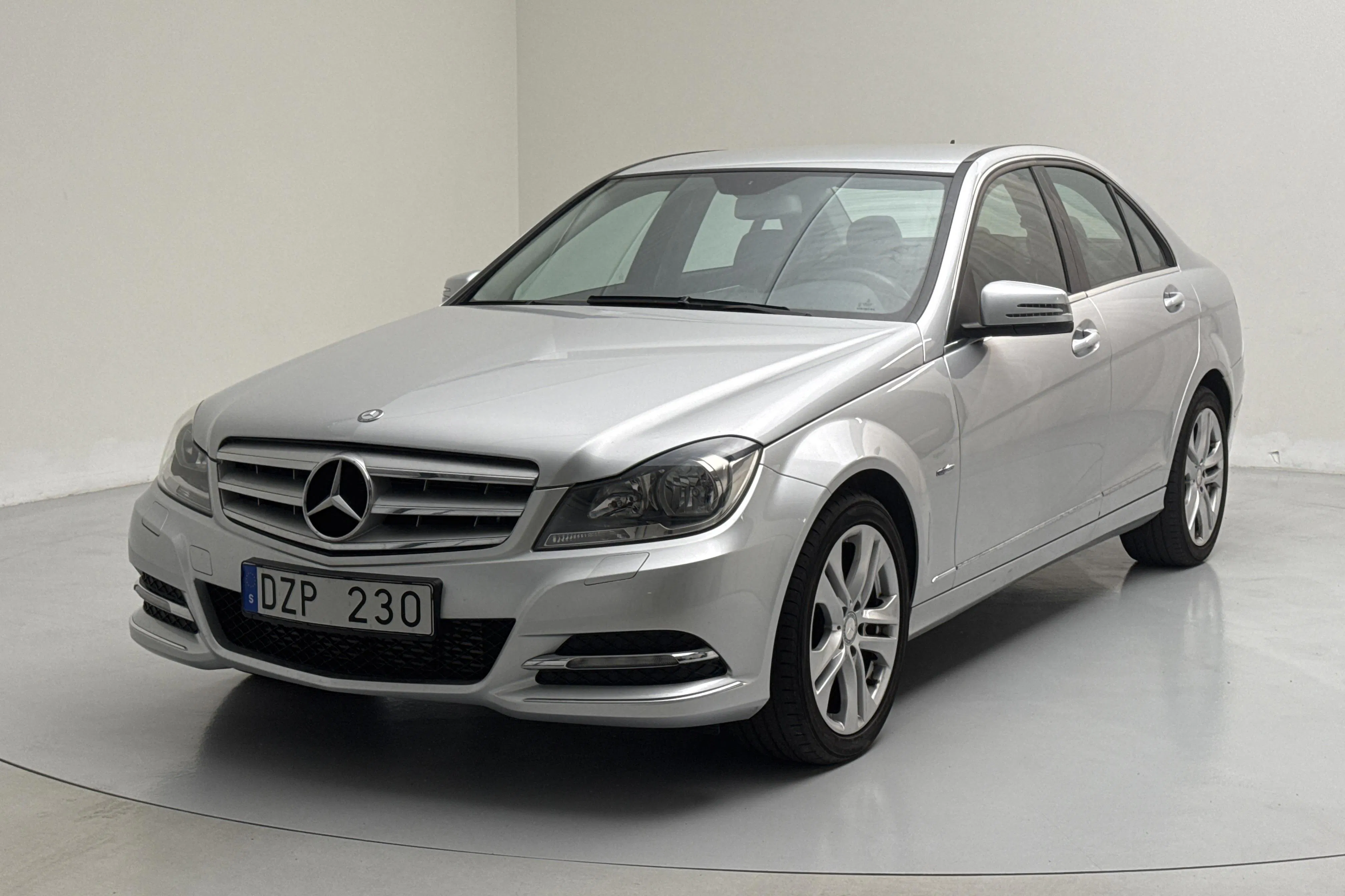 Mercedes C 180 W204 (156hk)