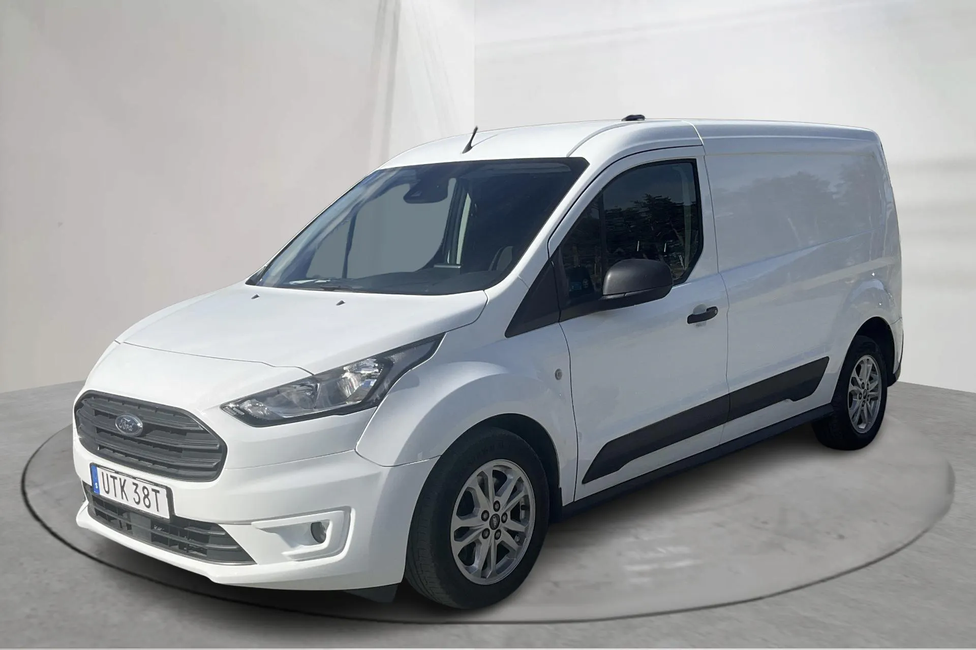 Presentationsfoto 1 av 14: Ford Transit Connect 1.5 EcoBlue (100hk) - 8 996 mil - Automat - vit - 2021