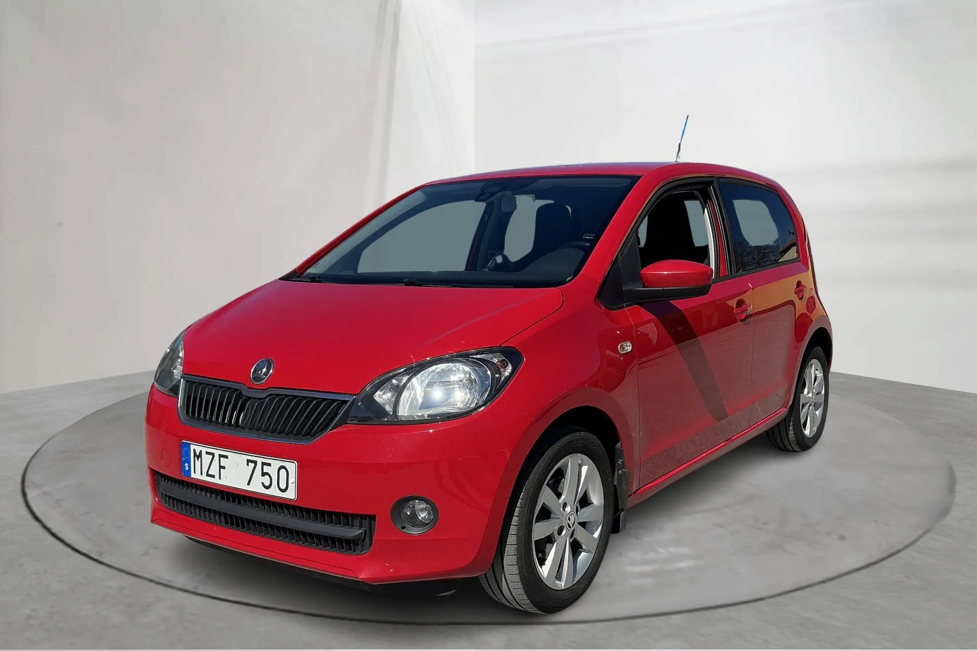 Presentationsfoto 1 av 14: Skoda Citigo MPI 5dr (60hk) - 16 504 mil - Manuell - röd - 2013
