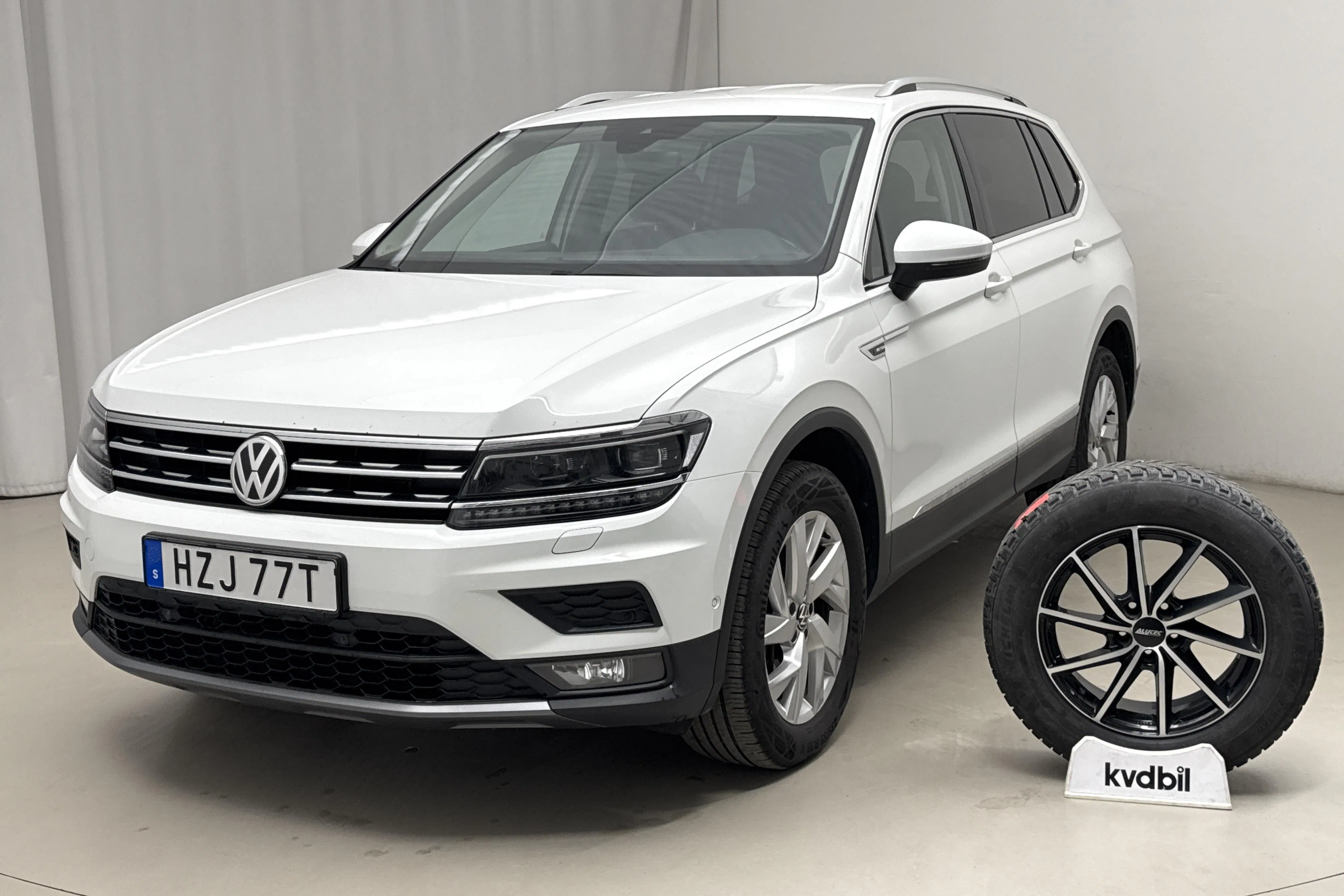 Presentationsfoto 1 av 20: VW Tiguan Allspace 2.0 TSI 4MOTION (190hk) - 9 170 mil - Automat - vit - 2019