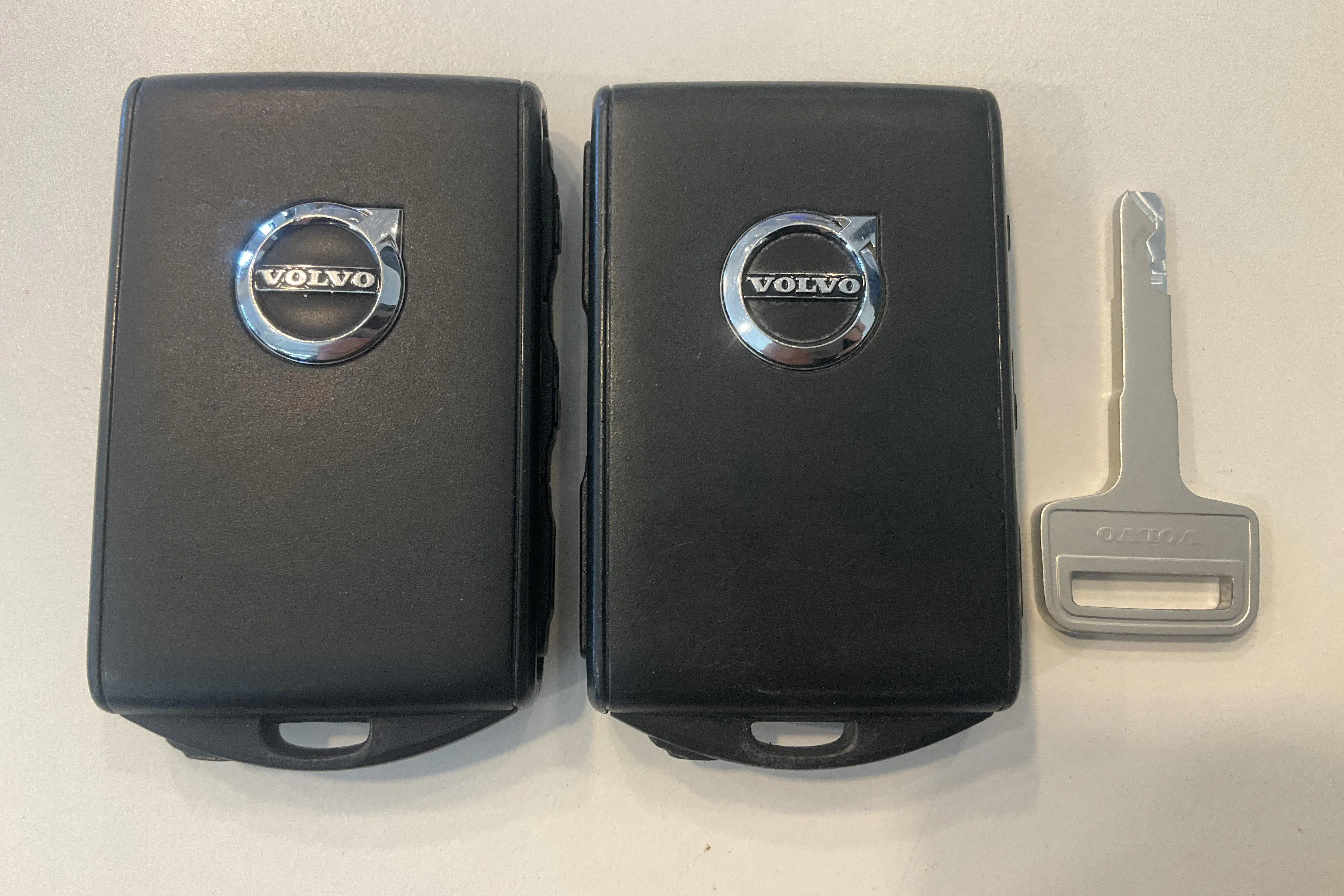 Presentationsfoto 19 av 19: Volvo V60 D4 Cross Country AWD (190hk) - 16 245 mil - Automat - grå - 2020