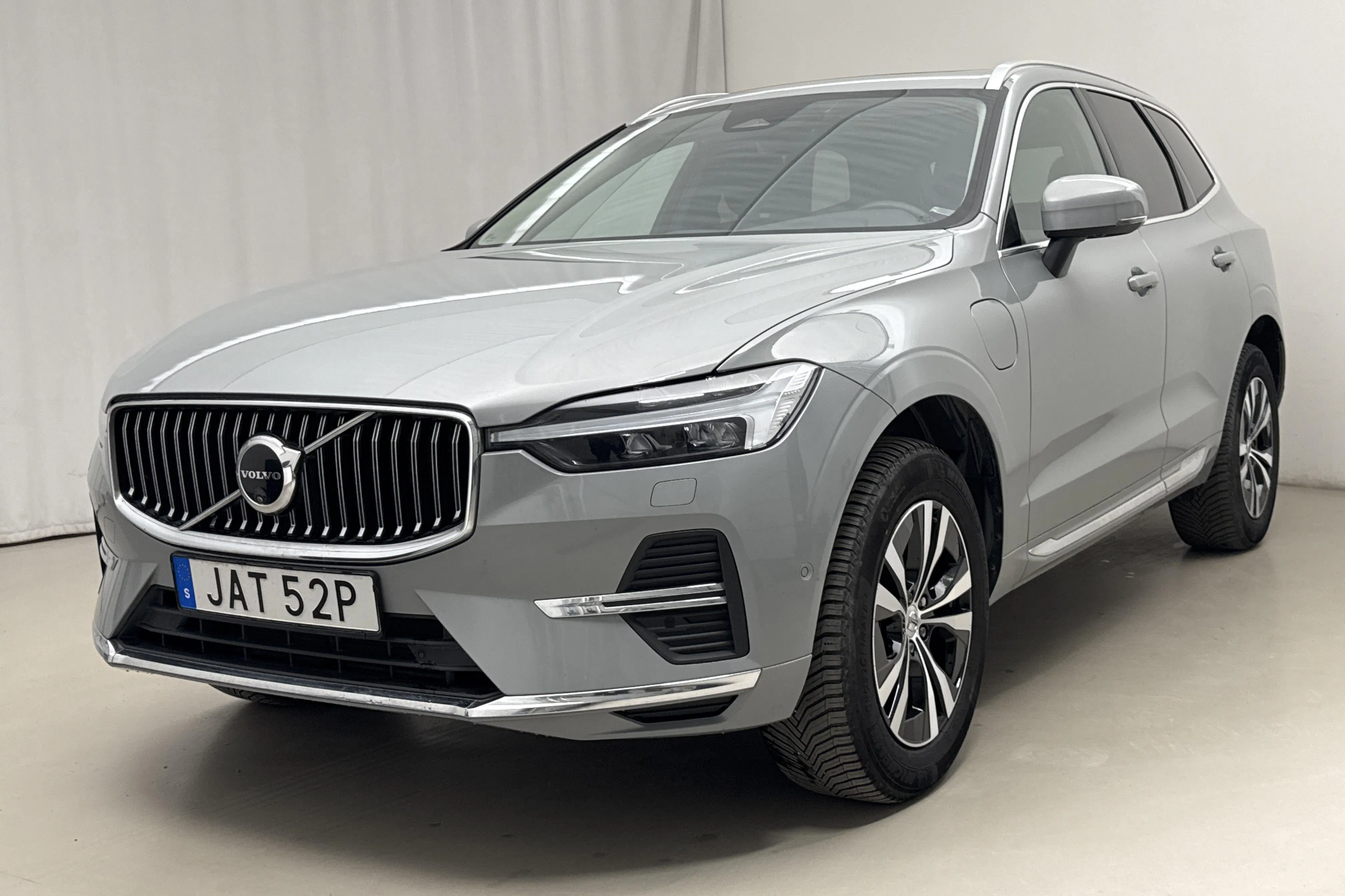 Volvo XC60 T6 AWD Recharge (350hk)