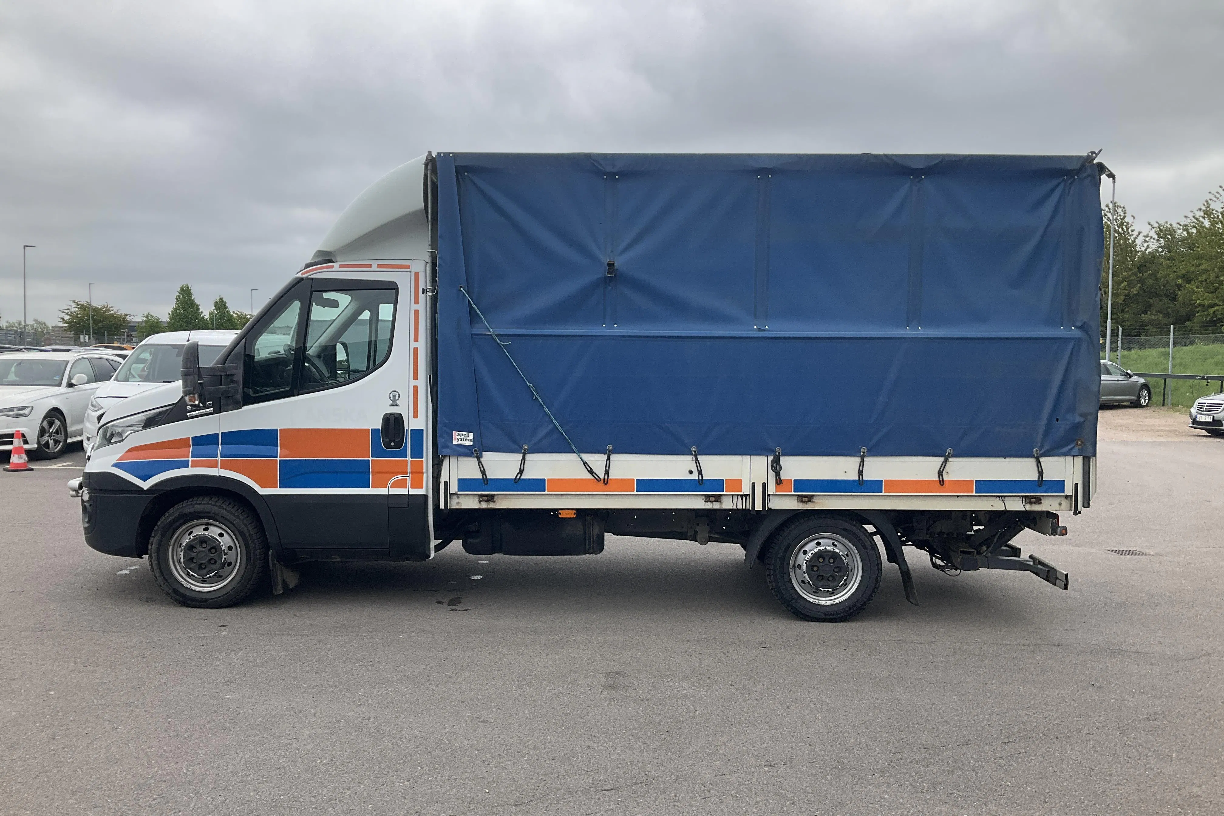 Presentationsfoto 2 av 13: Iveco Daily 35 3.0 (170hk) - 23 823 mil - Automat - vit - 2016