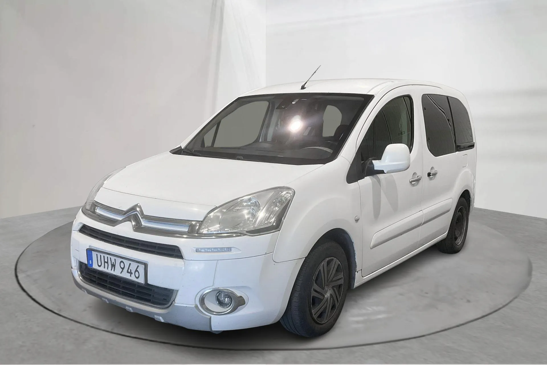 Presentationsfoto 1 av 12: Citroën Berlingo Multispace1.6 HDI (92hk) - 23 889 mil - Automat - vit - 2014