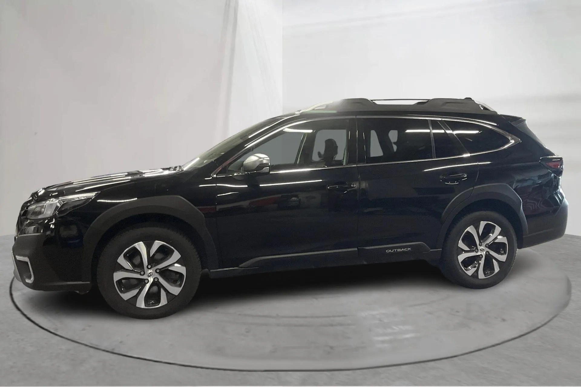 Presentation photo 2 of 17: Subaru Outback 2.5i XFuel 4WD (169hk) - 59 060 km - Automatic - black - 2021