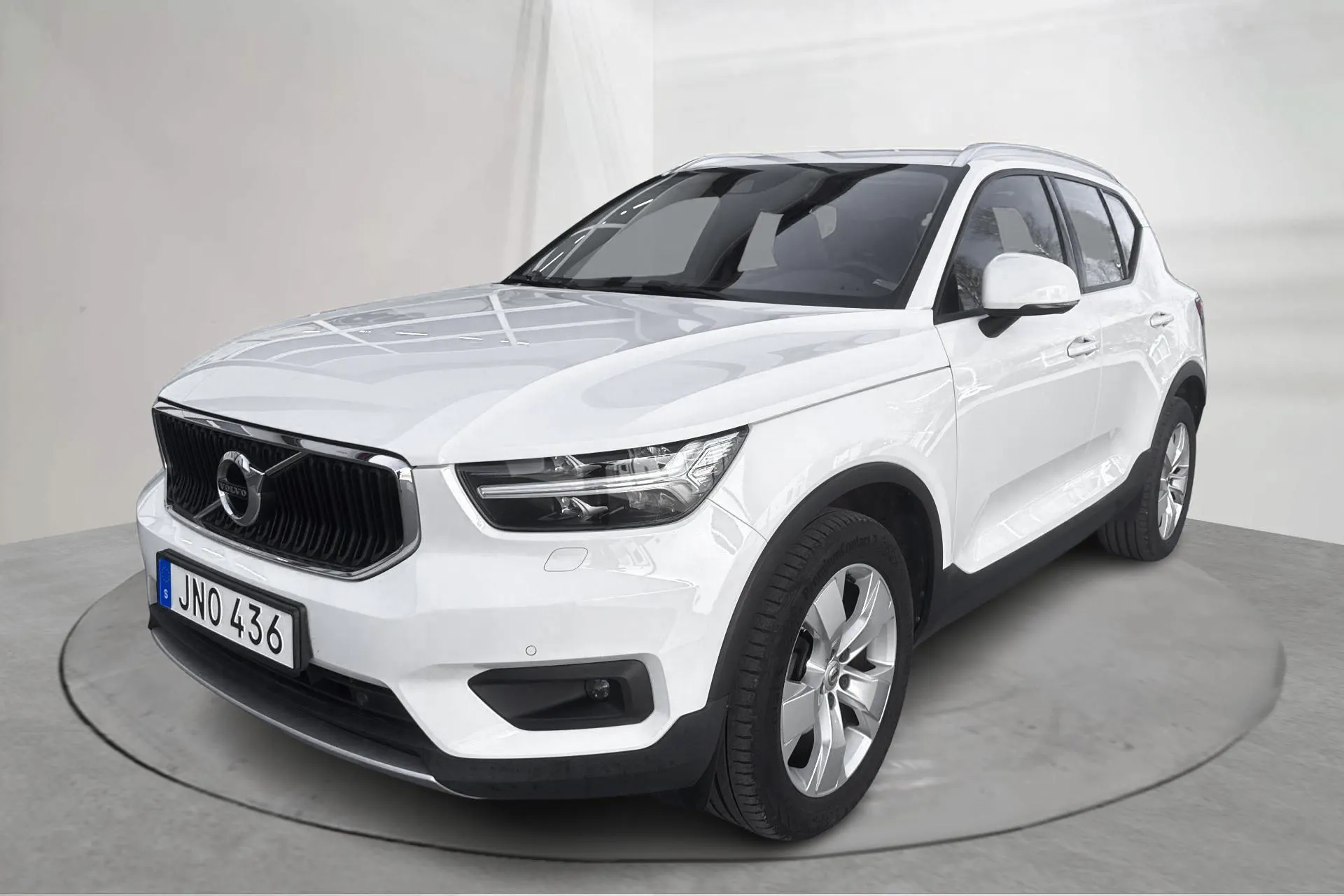 Presentation photo 1 of 18: Volvo XC40 D3 2WD (150hk) - 134 430 km - Automatic - white - 2020