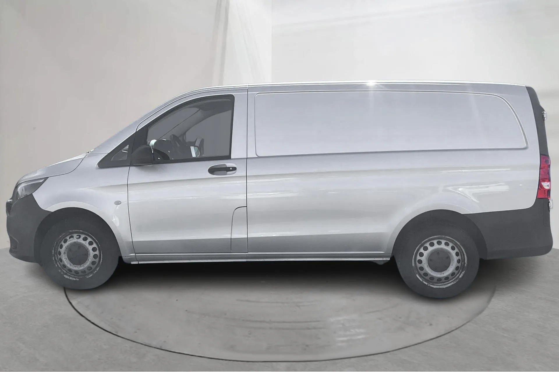 Presentation photo 2 of 14: Mercedes Vito 116 CDI 4MATIC W640 (163hk) - 162 830 km - Automatic - silver - 2019