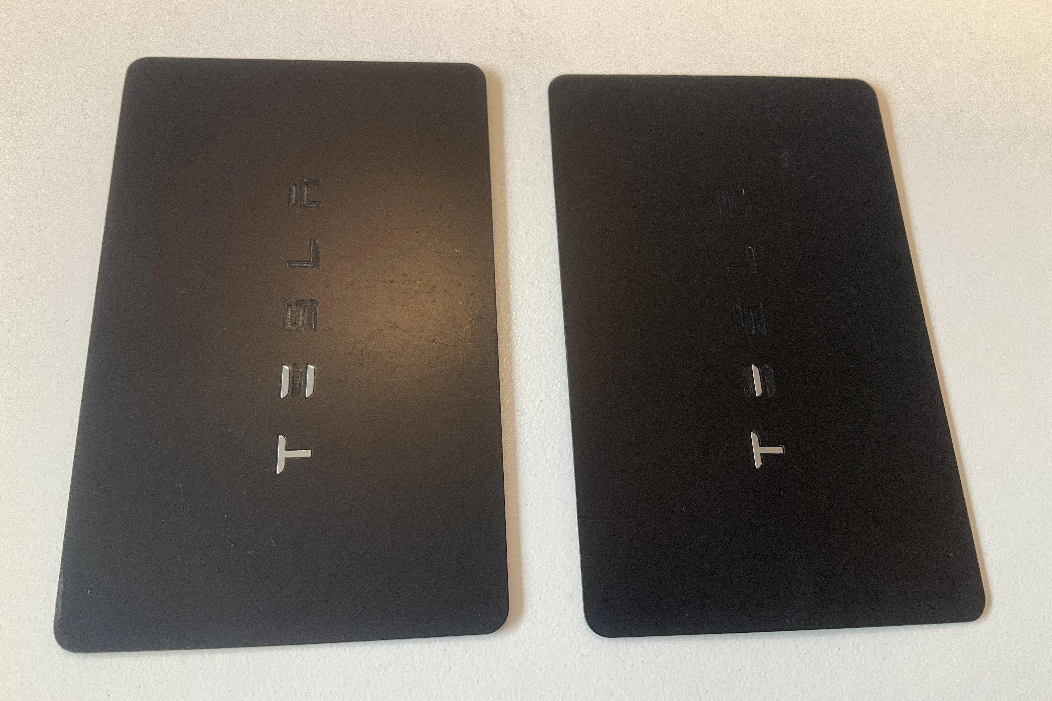 Presentation photo 23 of 23: Tesla Model 3 Standard - 156 380 km - Automatic - red - 2020