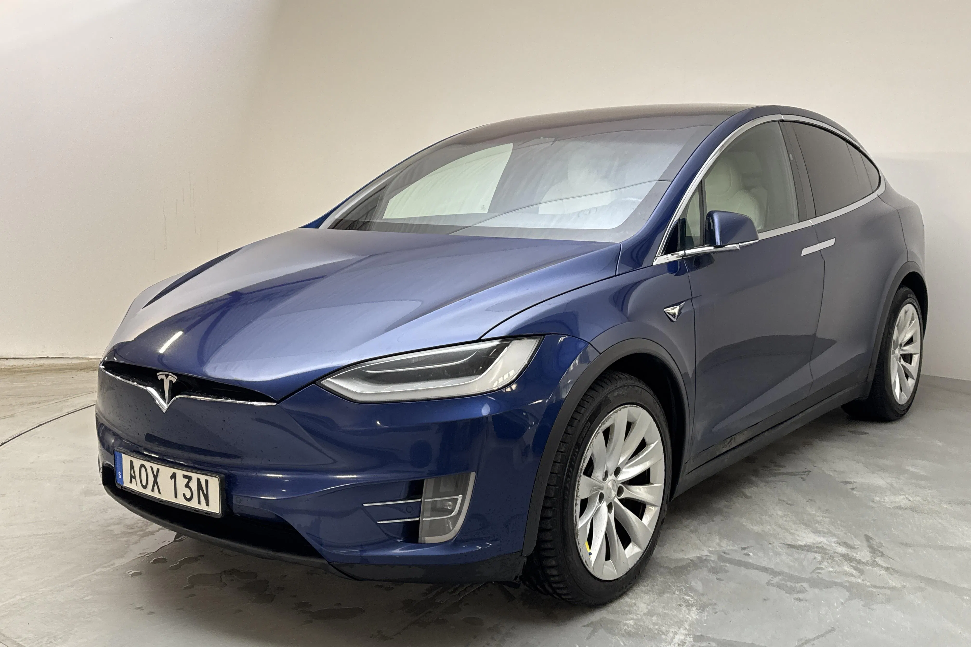 Presentation photo 1 of 18: Tesla Model X Dual Motor Long Range AWD - 183 990 km - Automatic - blue - 2020