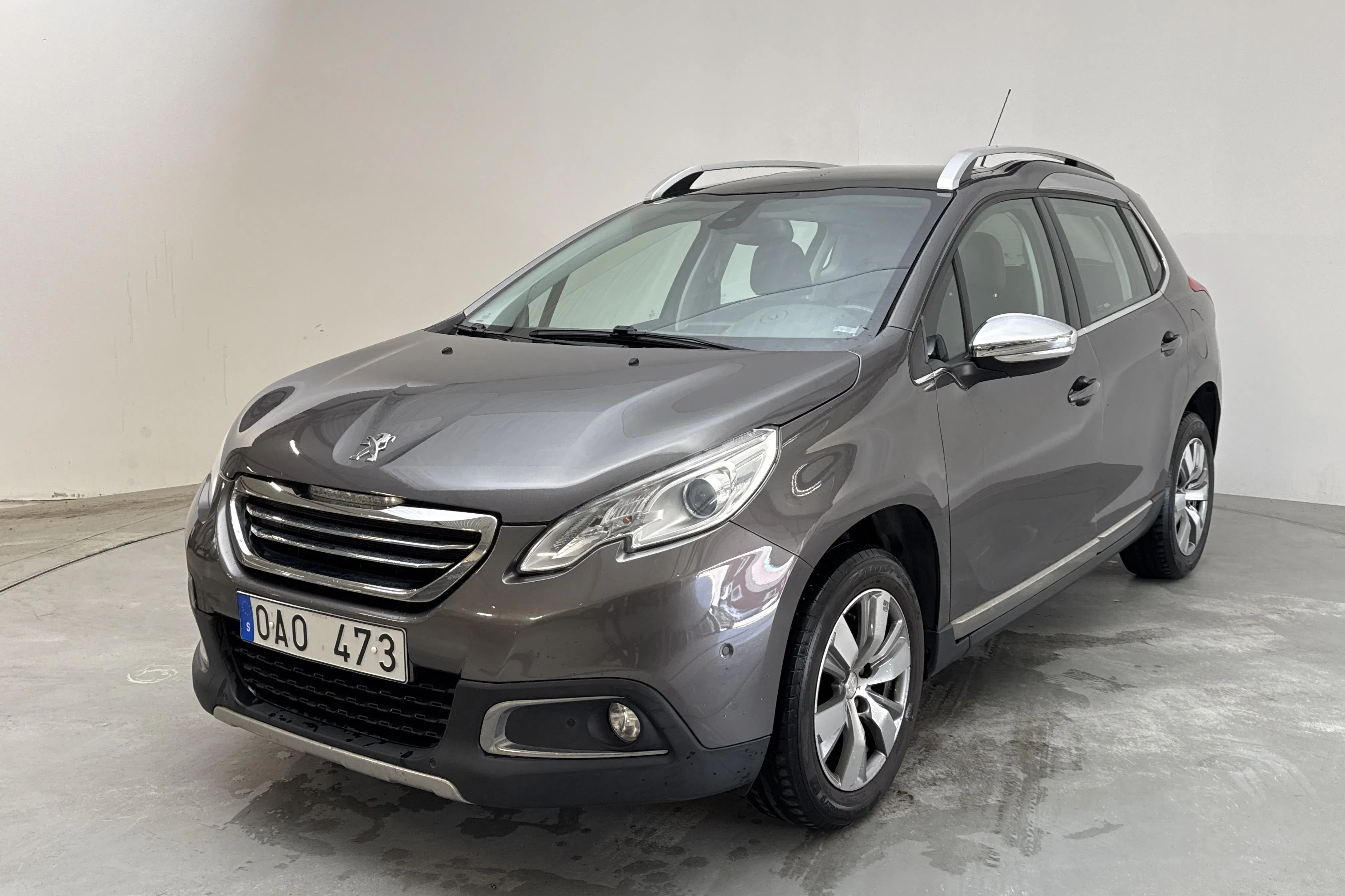 Presentationsfoto 1 av 12: Peugeot 2008 1.6 e-HDi (92hk) - 14 144 mil - Manuell - Dark Grey - 2013
