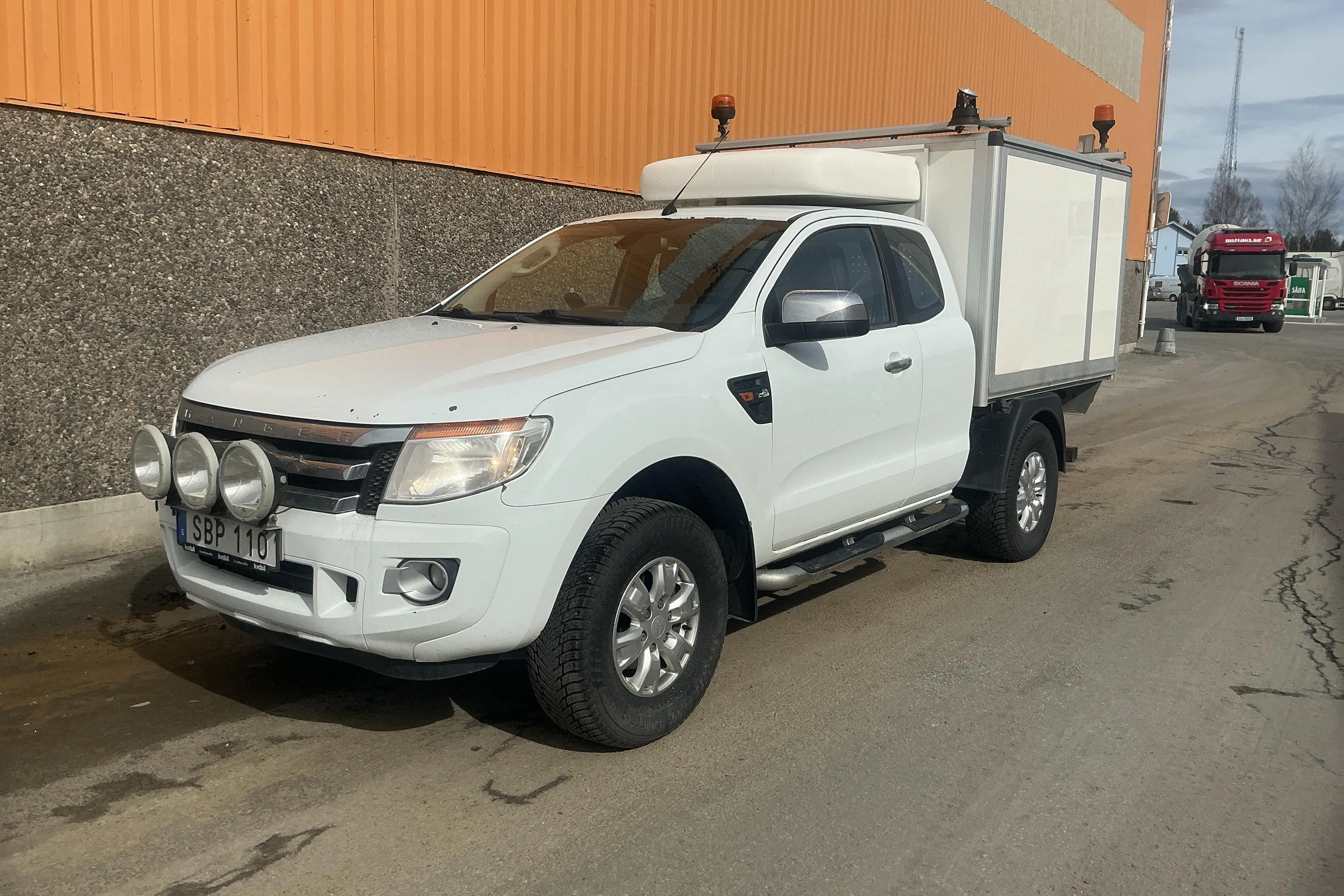 Presentationsfoto 1 av 15: Ford Ranger 2.2 TDCi 4WD (150hk) - 36 870 mil - Manuell - vit - 2014