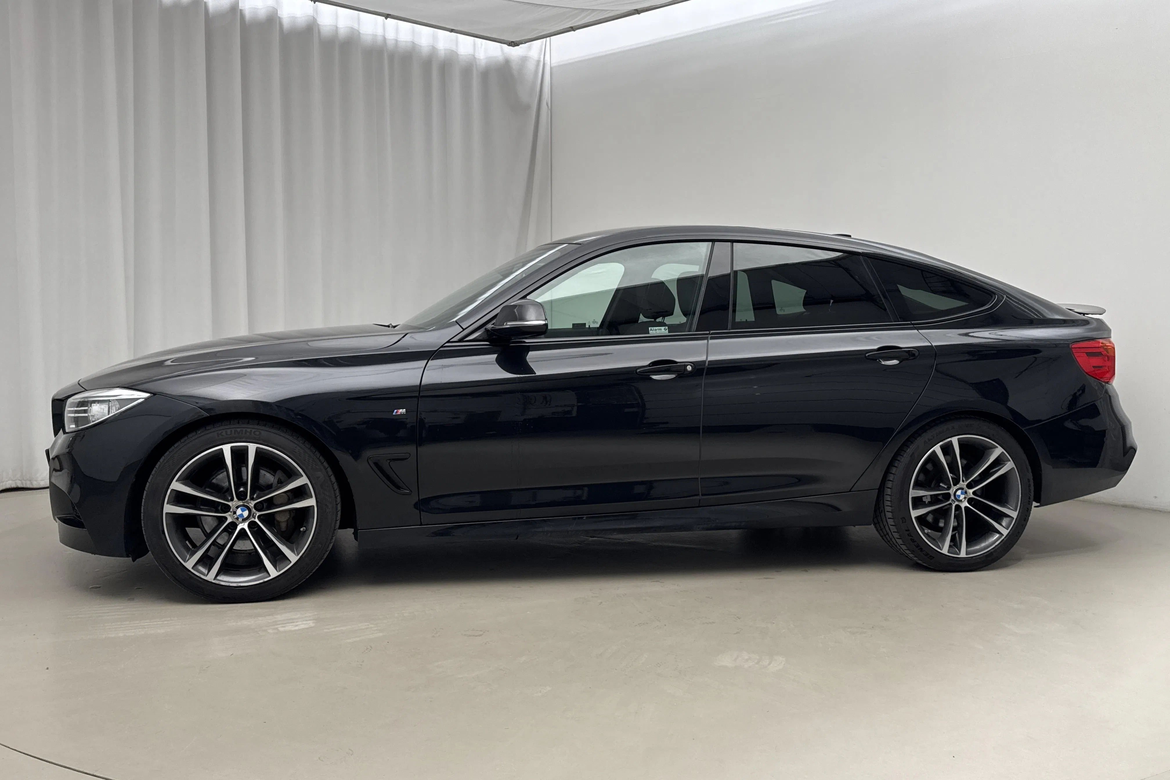 Presentation photo 2 of 16: BMW 335i GT, F34 (306hk) - 162 080 km - Automatic - black - 2015