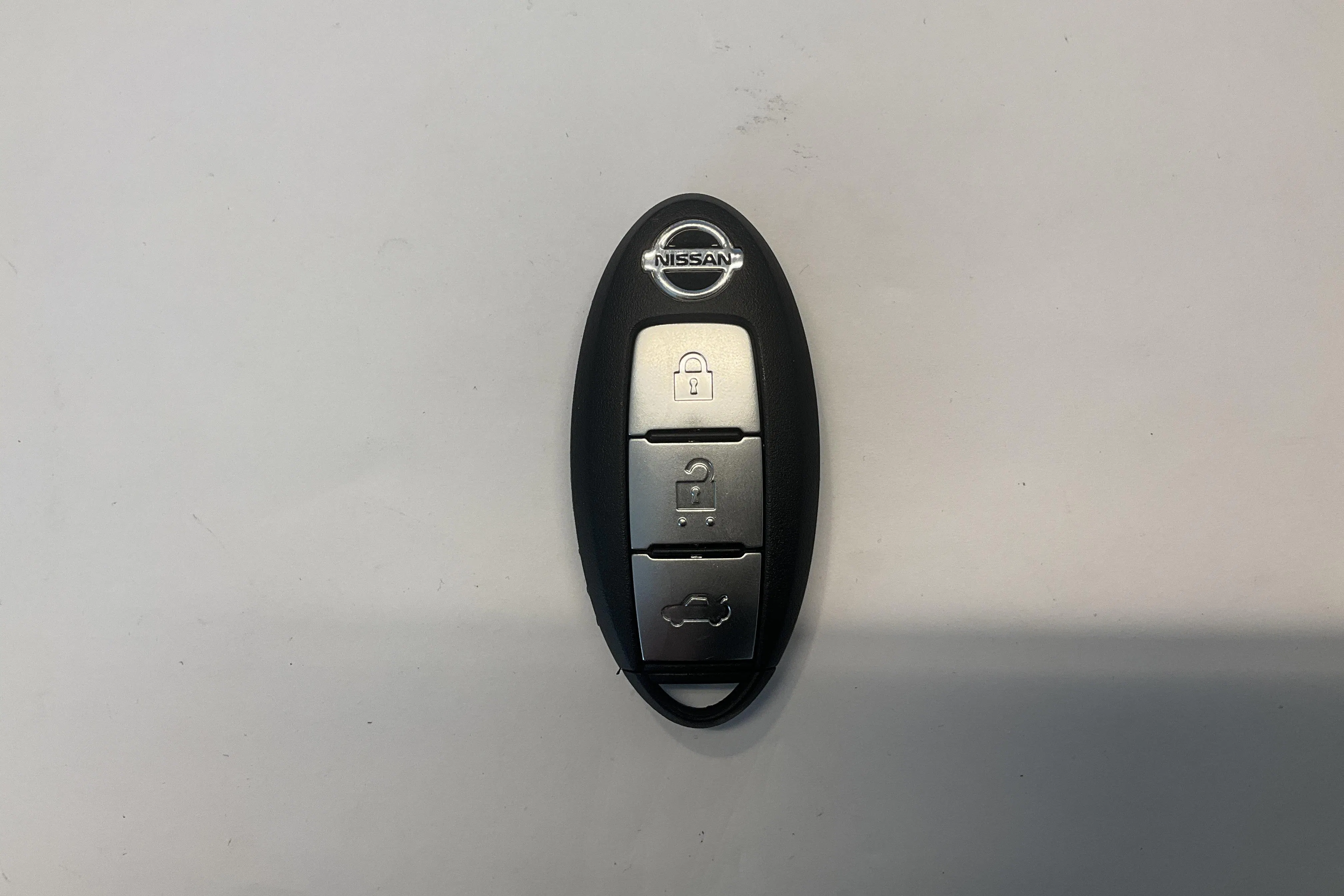 Presentation photo 16 of 16: Nissan Navara 2.3 dCi 4x4 (190hk) - 156 330 km - Automatic - silver - 2018