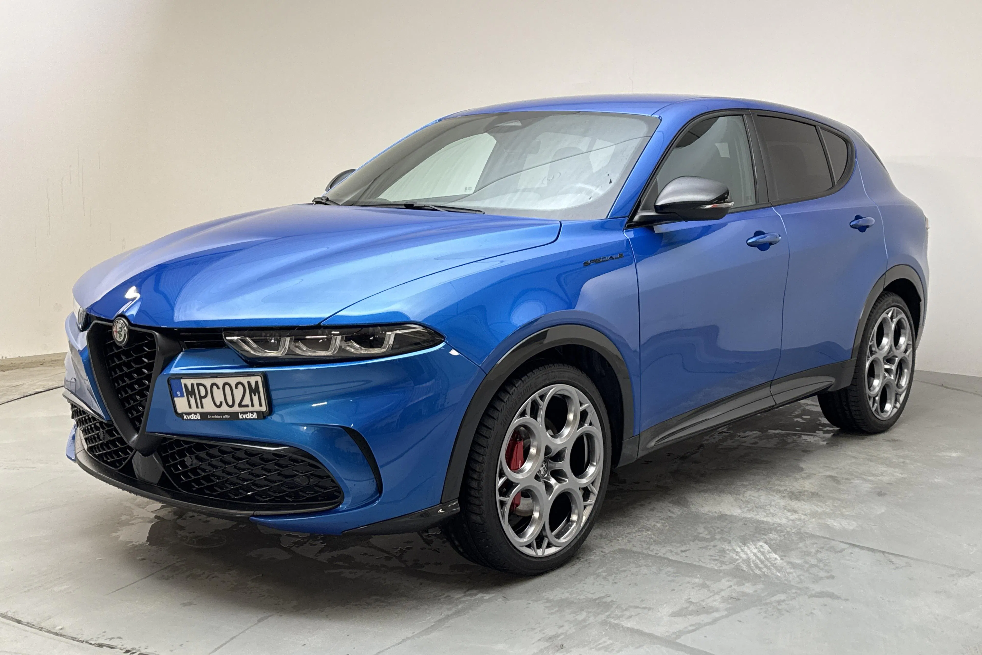 Presentation photo 1 of 18: Alfa Romeo Tonale 1.5 Hybrid (130hk) - 28 750 km - Automatic - blue - 2022