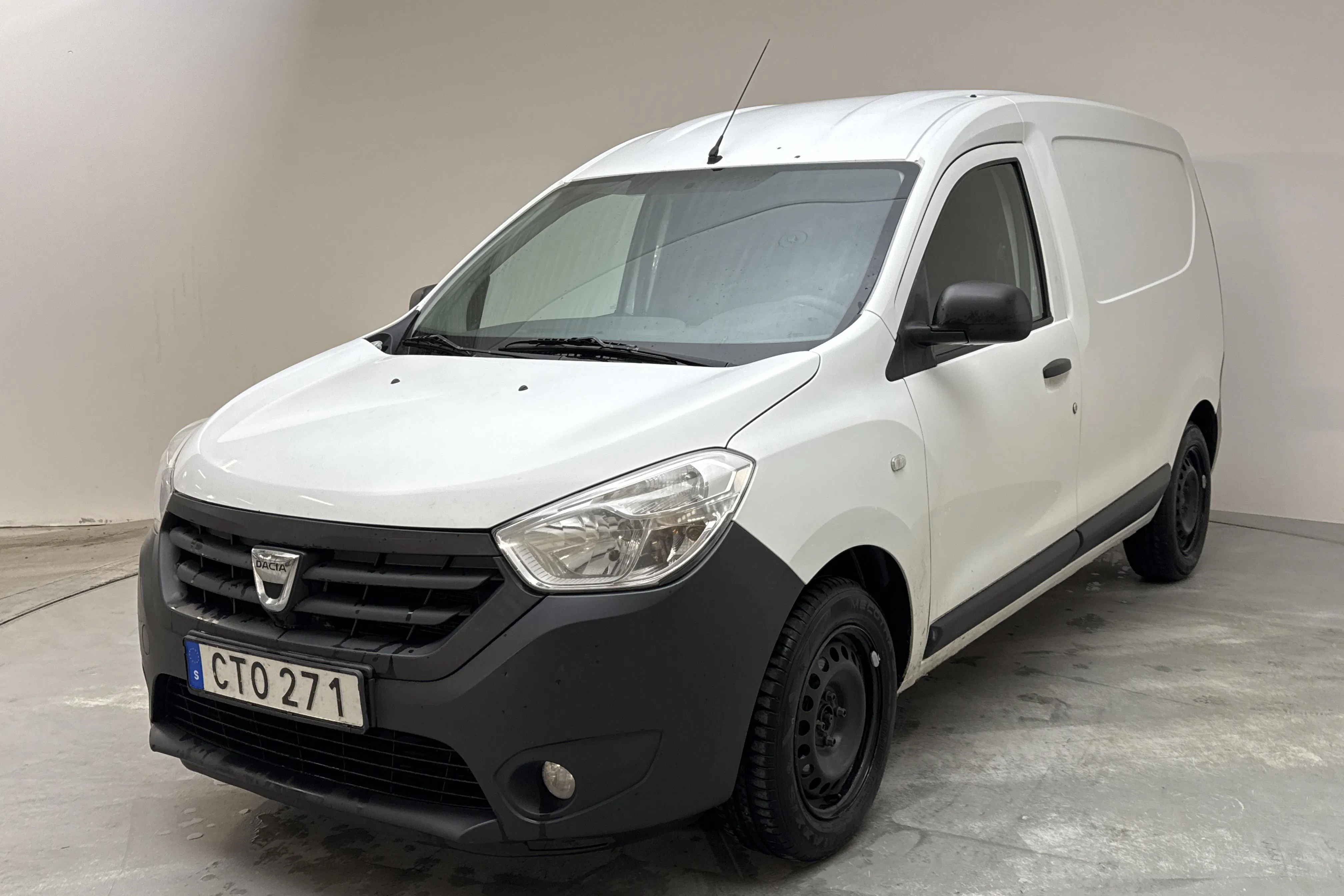 Presentationsfoto 1 av 10: Dacia Dokker Van 1.2 TCe (115hk) - 22 815 mil - Manuell - vit - 2014