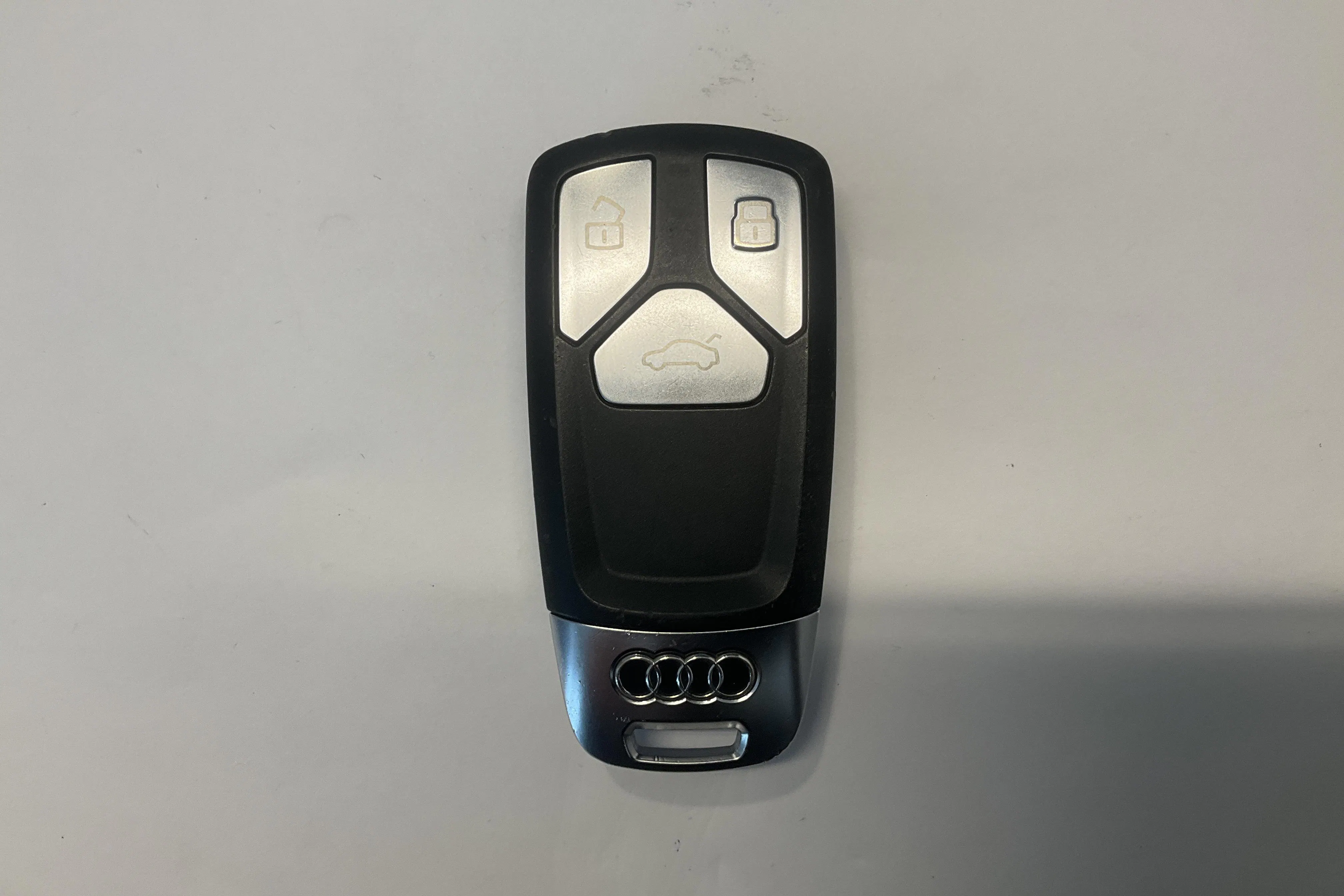 Presentationsfoto 13 av 13: Audi Q5 2.0 TDI quattro (190hk) - 14 626 mil - Automat - grå - 2017