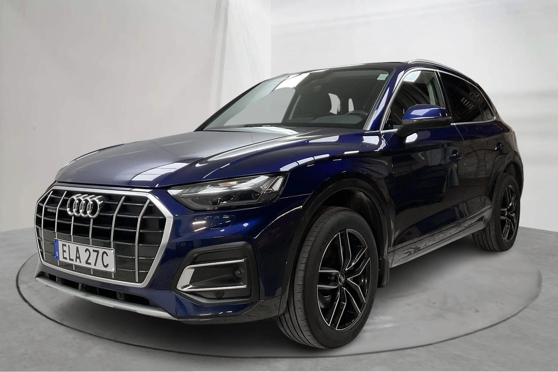 Presentationsfoto 1 av 18: Audi Q5 45 TFSI quattro (265hk) - 5 786 mil - Automat - blå - 2022