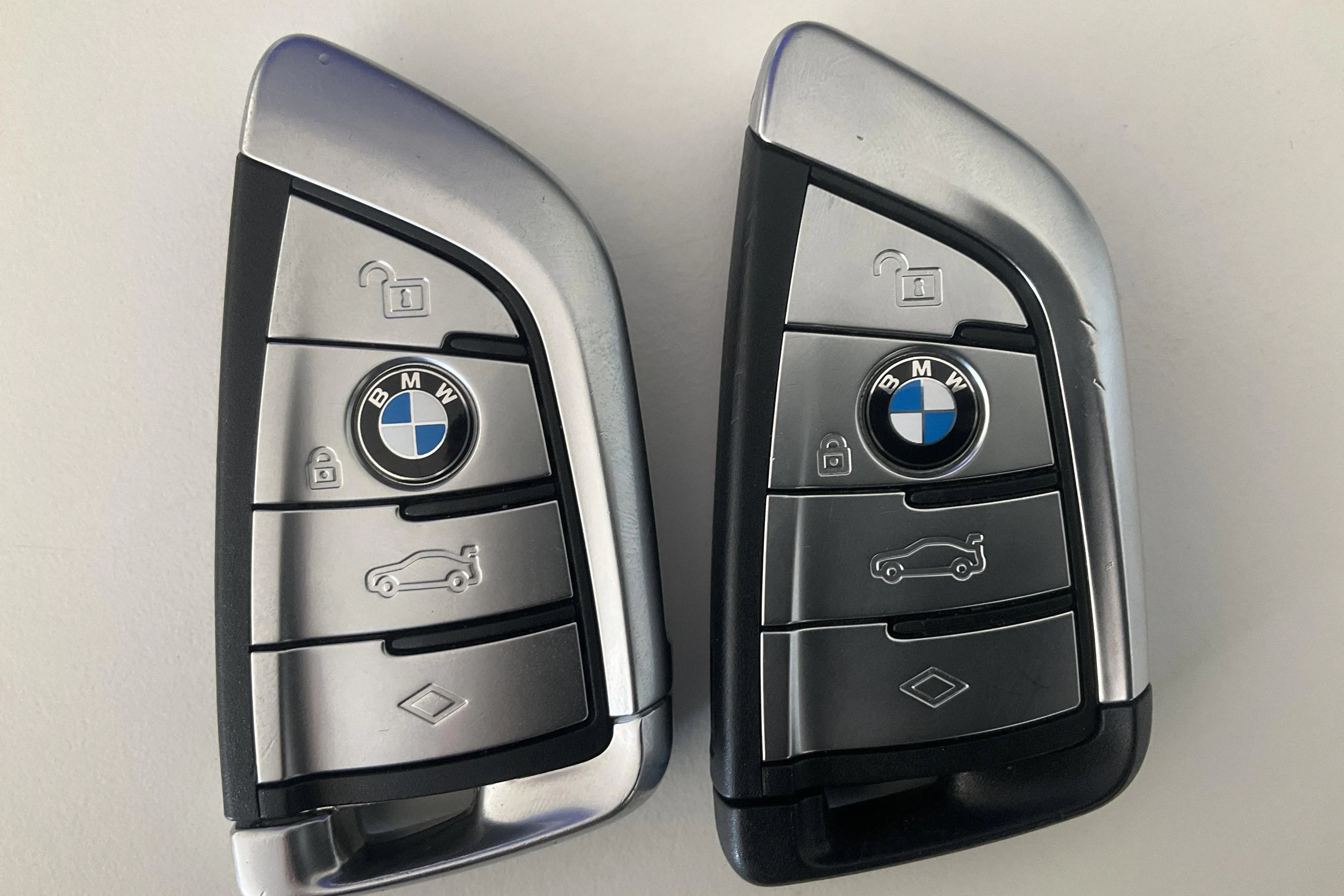 Presentationsfoto 21 av 21: BMW 530e xDrive Sedan, G30 12kWh LCI (292hk) - 7 801 mil - Automat - vit - 2023