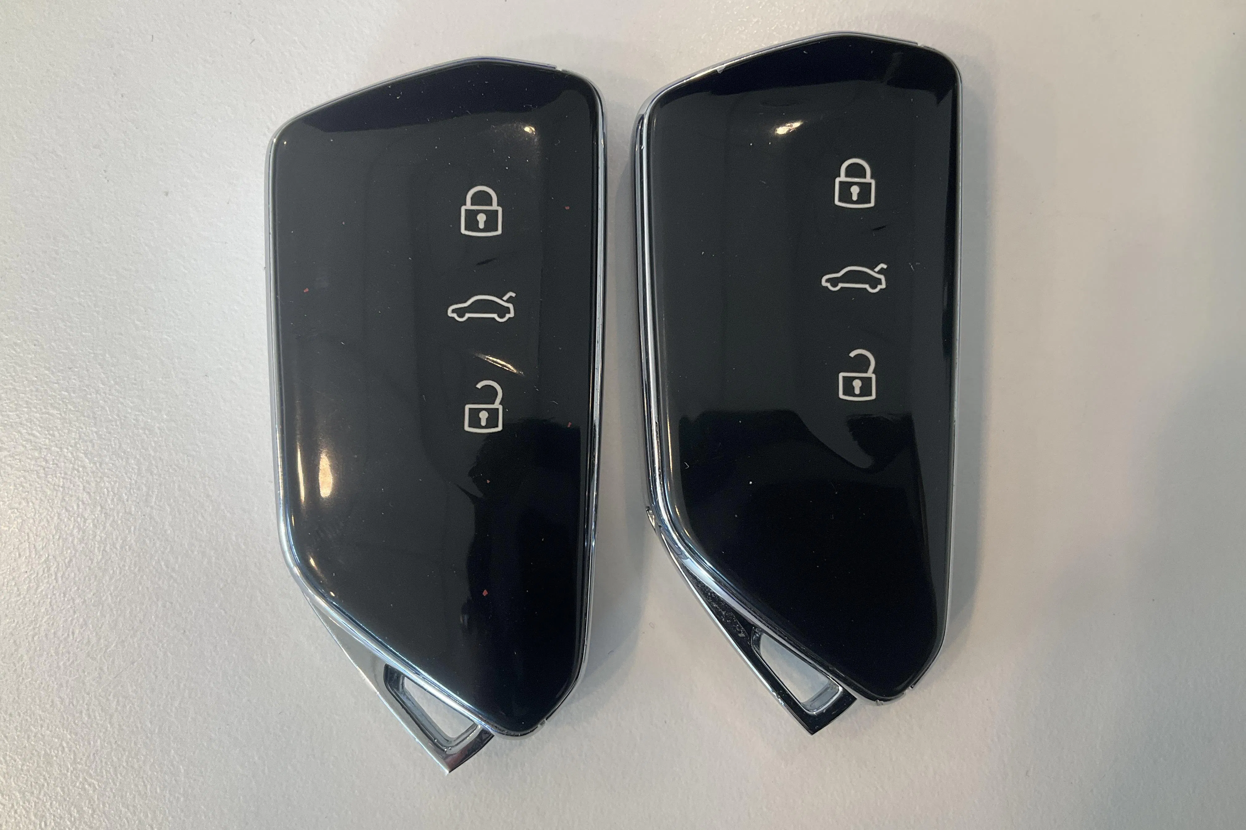 Presentationsfoto 19 av 19: VW ID.4 77kWh (204hk) - 6 478 mil - Automat - grå - 2021