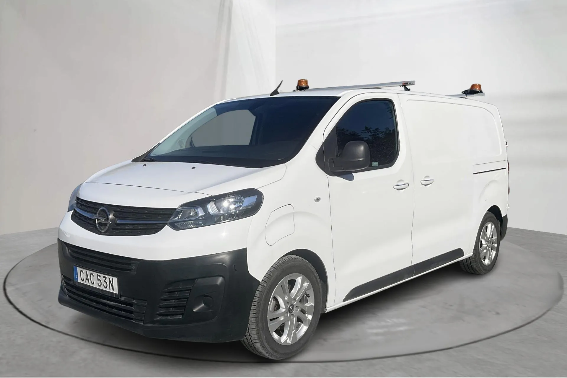 Opel E-Vivaro 50kWh (136hk)