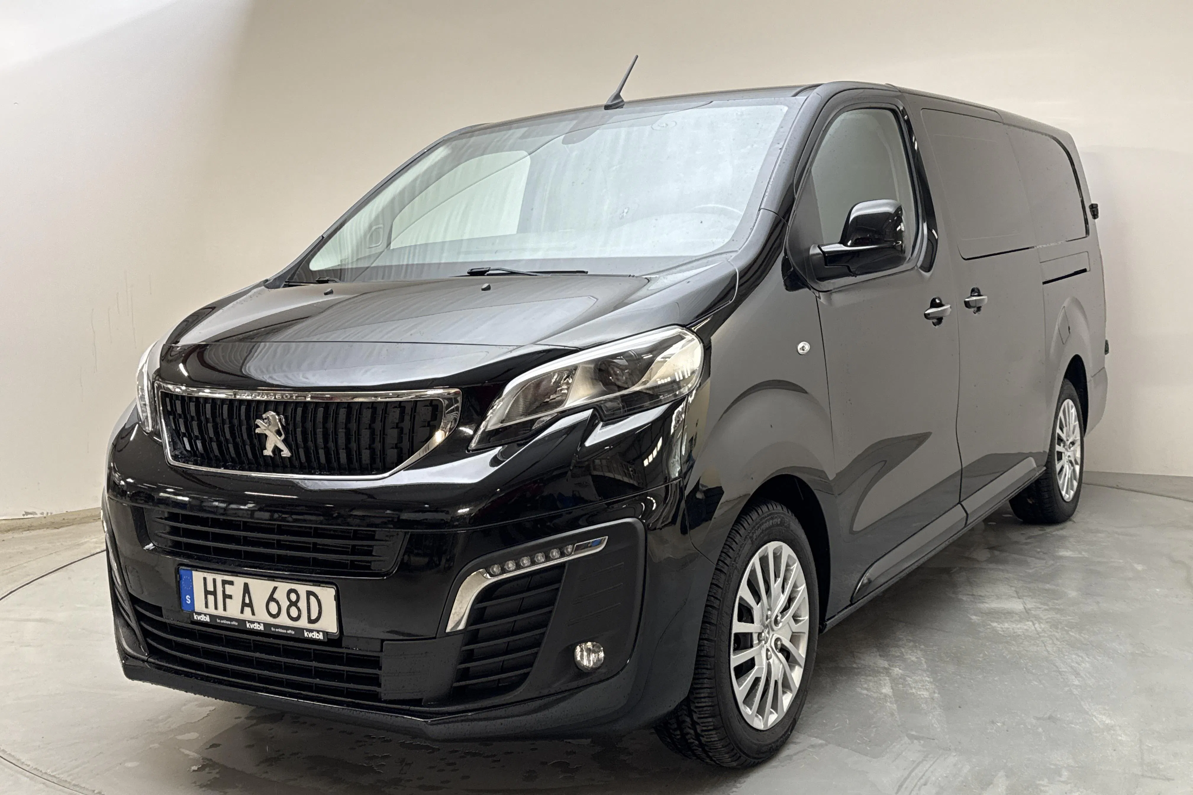 Peugeot Expert BlueHDi  (145hk)