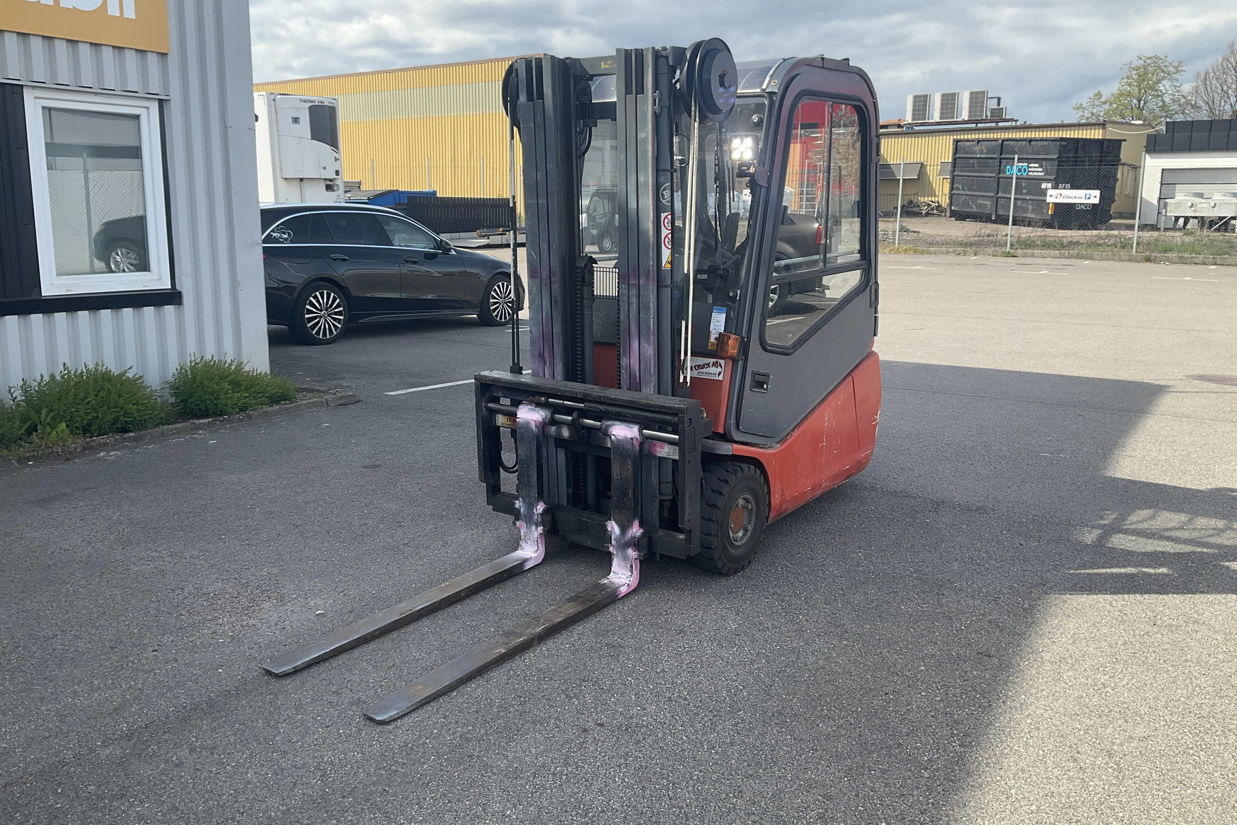 Presentation photo 1 of 22: CESAB Blitz 315 CBE 1,5 ton - 0 km - 2002