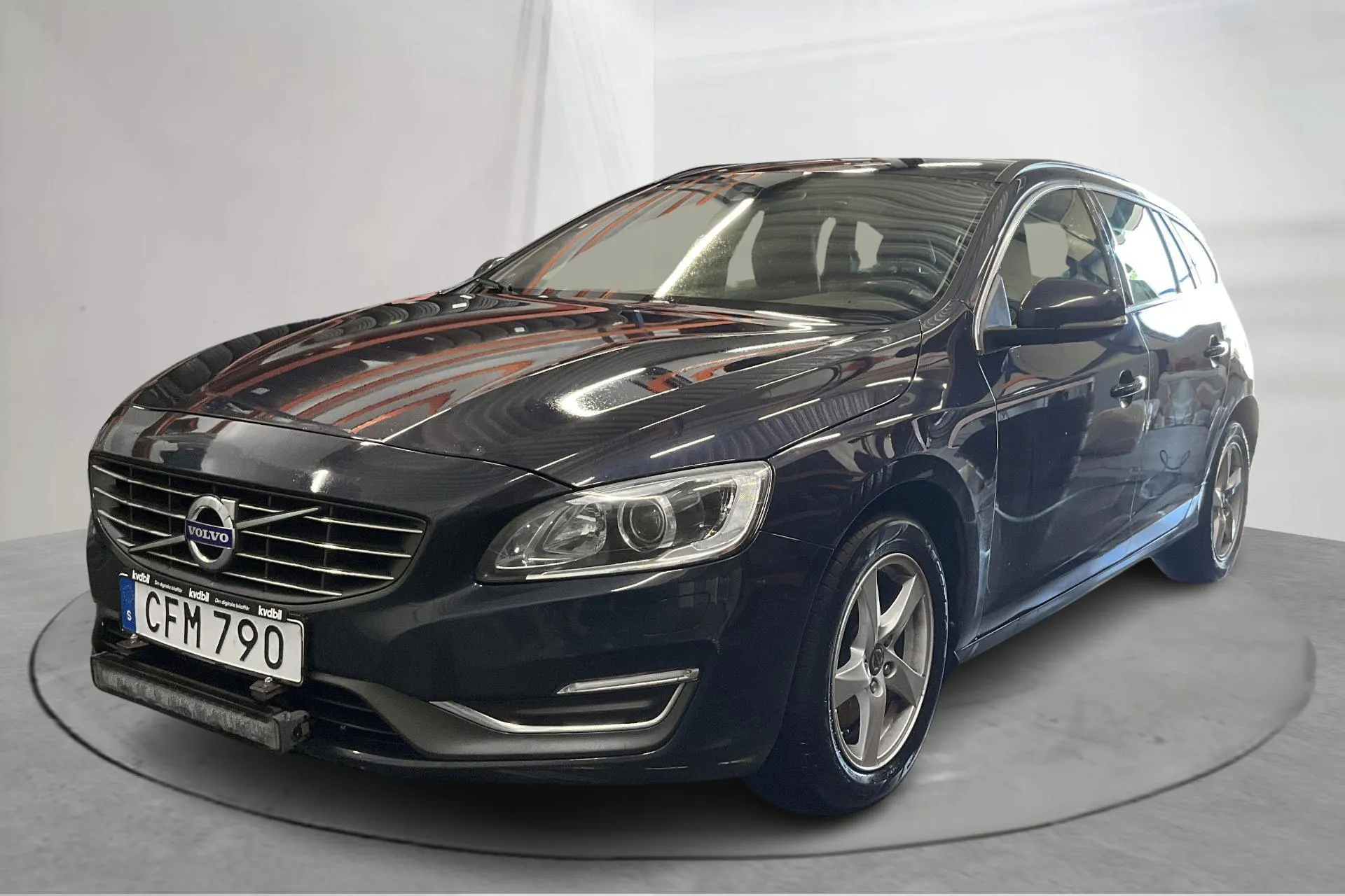 Presentation photo 1 of 15: Volvo V60 D4 (181hk) - 208 420 km - Automatic - blue - 2015