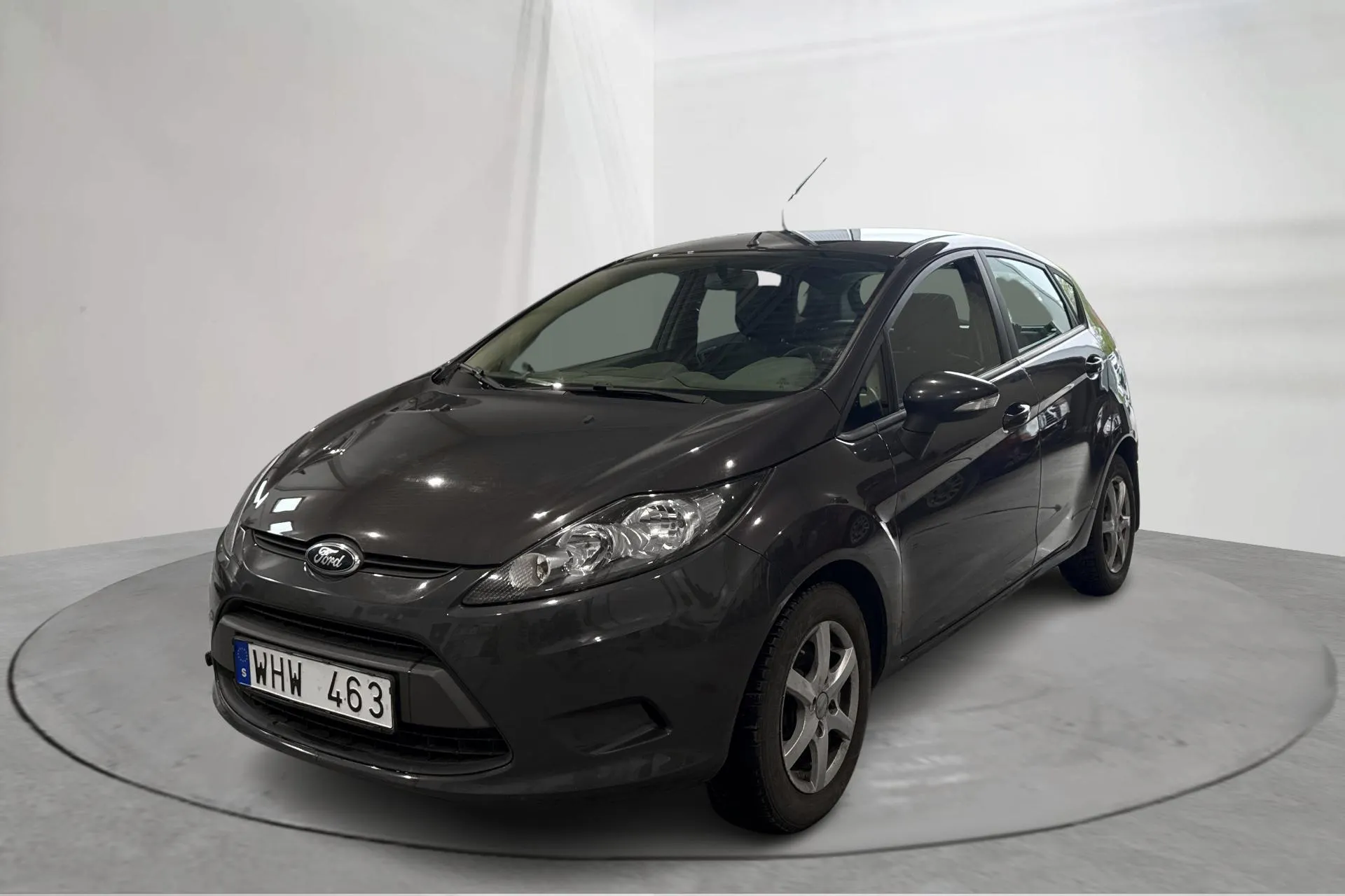 Presentationsfoto 1 av 12: Ford Fiesta 1.4 TDCi 5dr (70hk) - 13 043 mil - Manuell - blå - 2011