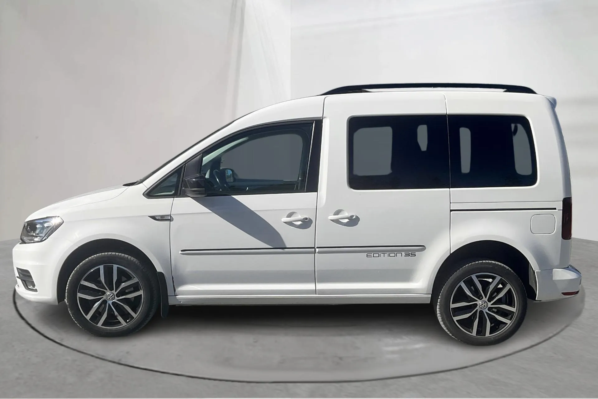 Presentationsfoto 2 av 15: VW Caddy Life 2.0 TDI 4MOTION (150hk) - 10 631 mil - Automat - 2020