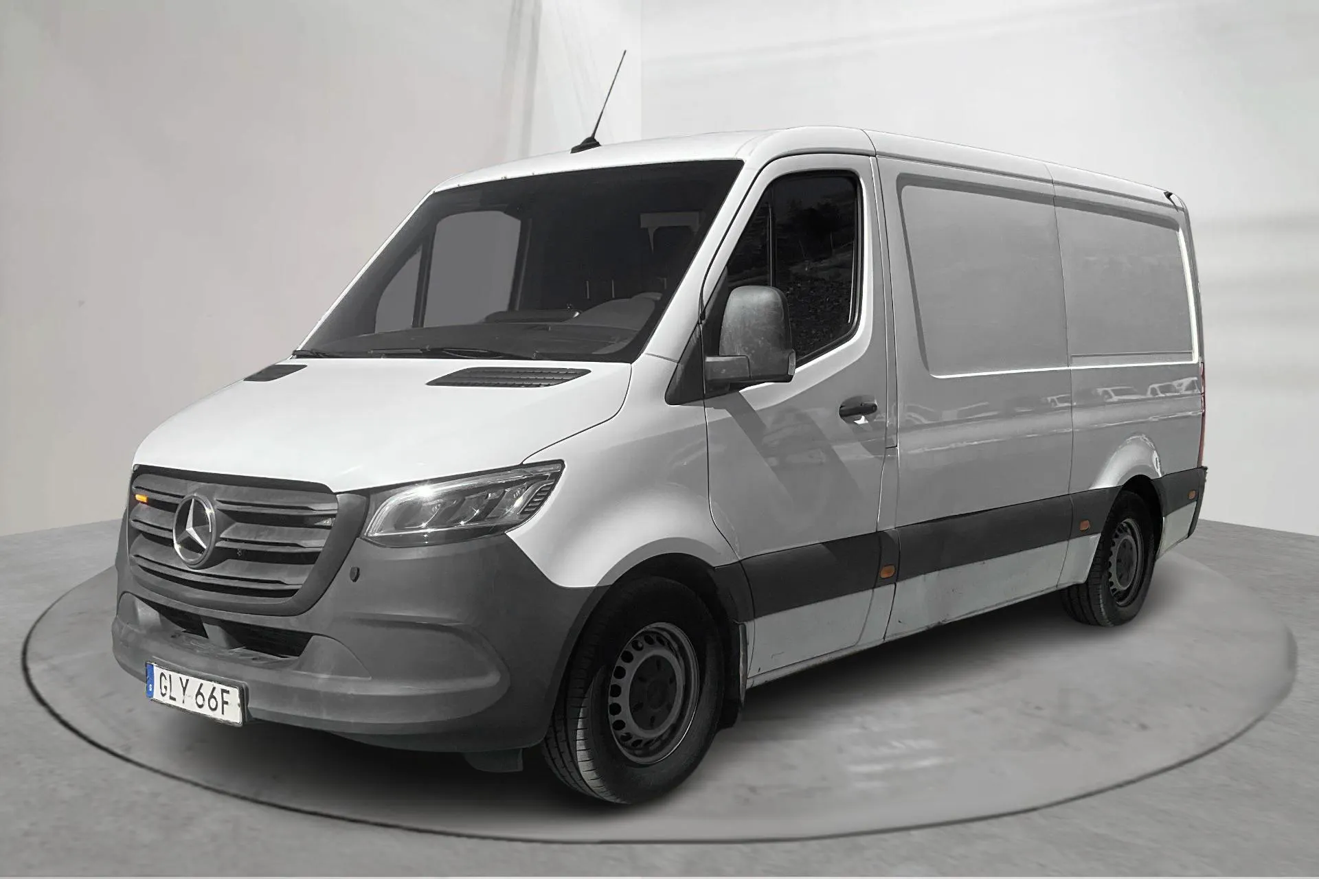 Presentation photo 1 of 13: Mercedes Sprinter 316 CDI Skåp RWD (163hk) - 185 700 km - Manual - white - 2019