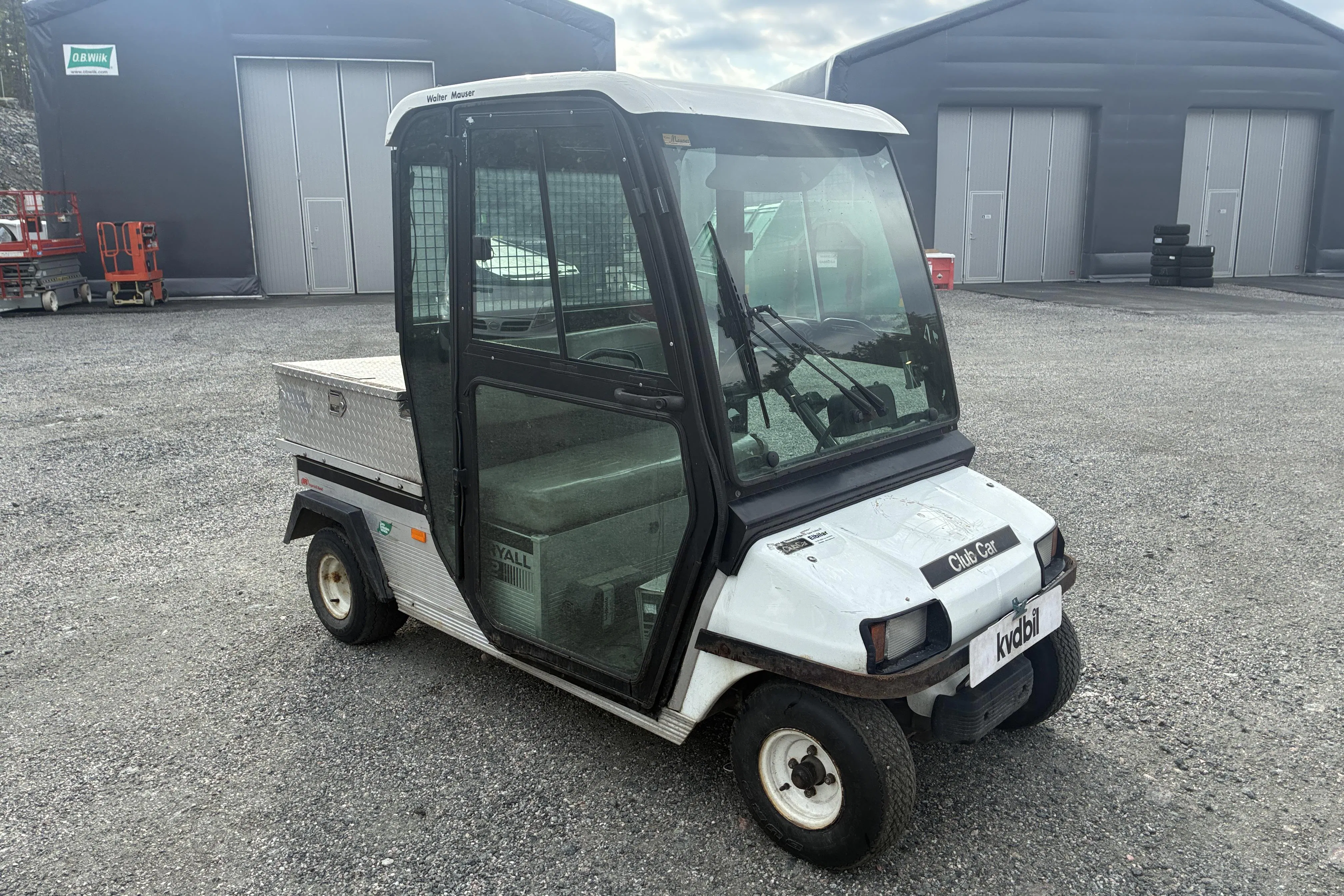 Presentation photo 2 of 214: CLUB CAR CARRYALL 2 - 0 km - Automatic - white - 2005