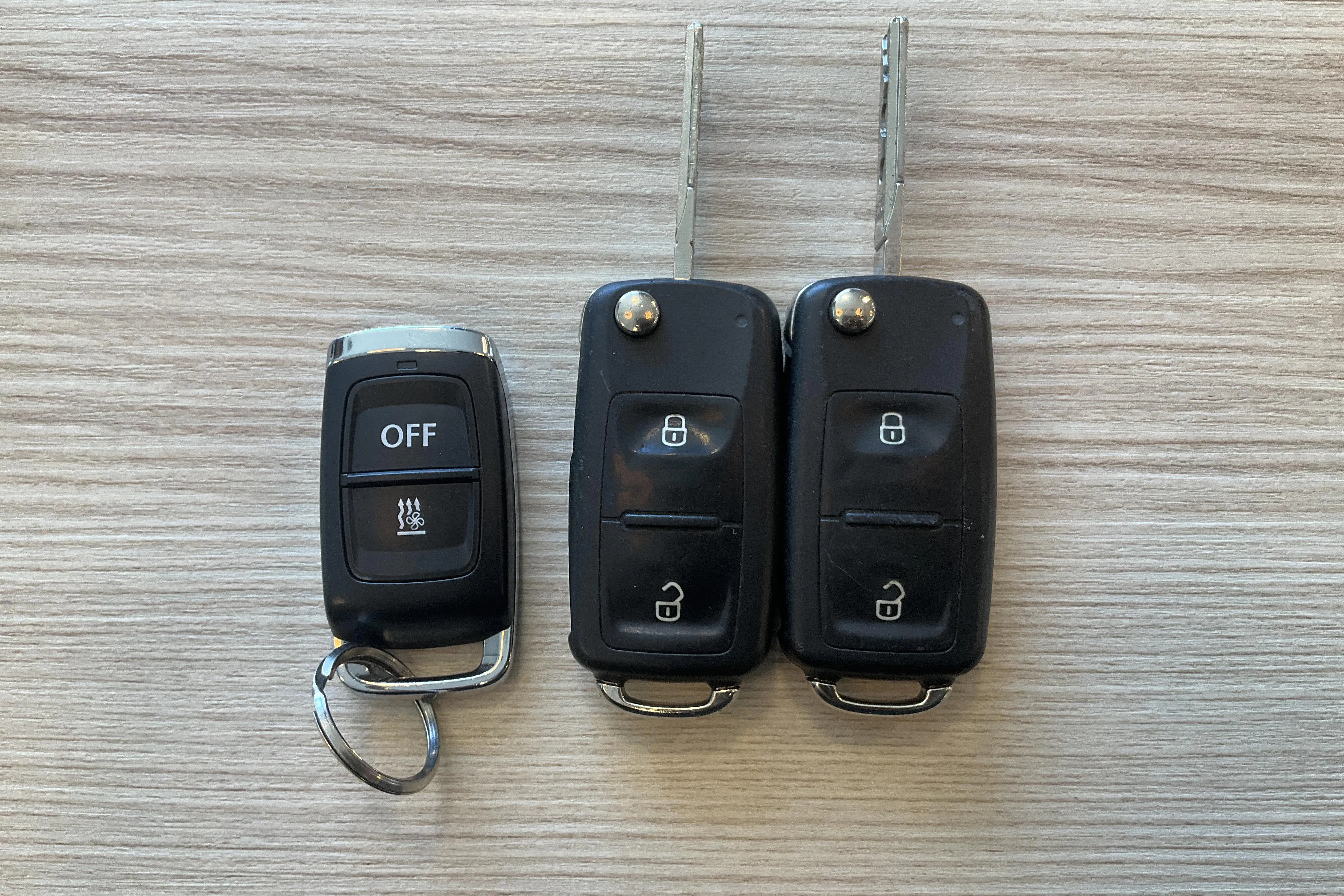 Presentationsfoto 13 av 13: VW Transporter T6 2.0 TDI BMT Skåp (150hk) - 18 384 mil - Automat - vit - 2018