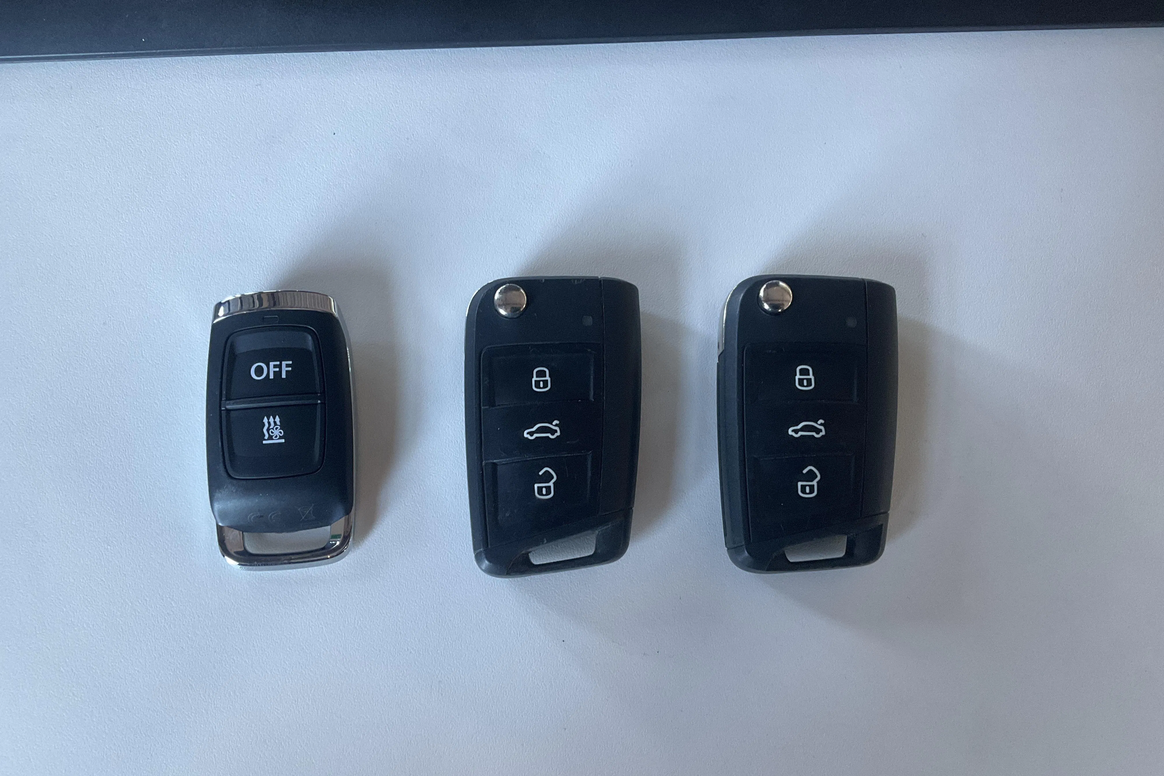 Presentation photo 20 of 20: VW Tiguan Allspace 2.0 TSI 4MOTION (190hk) - 105 470 km - Automatic - white - 2022