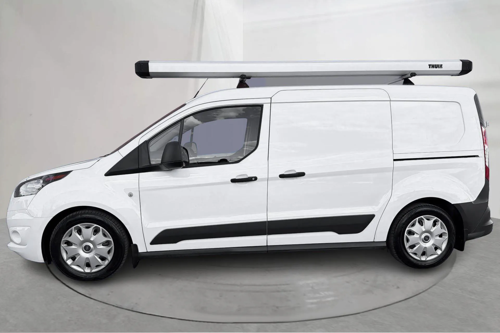 Presentationsfoto 2 av 14: Ford Transit Connect 1.5 TDCi (120hk) - 15 882 mil - Automat - vit - 2017