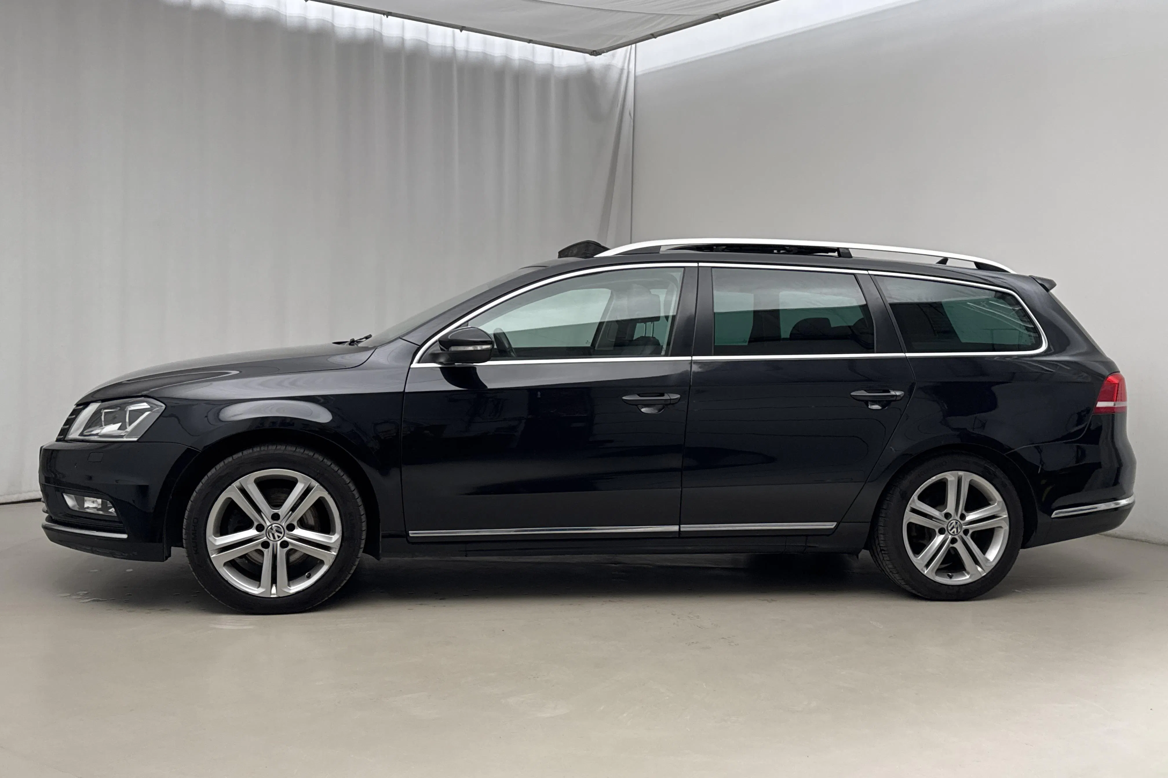 Presentation photo 2 of 21: VW Passat 1.4 TSI EcoFuel Variant (150hk) - 251 770 km - Automatic - black - 2014