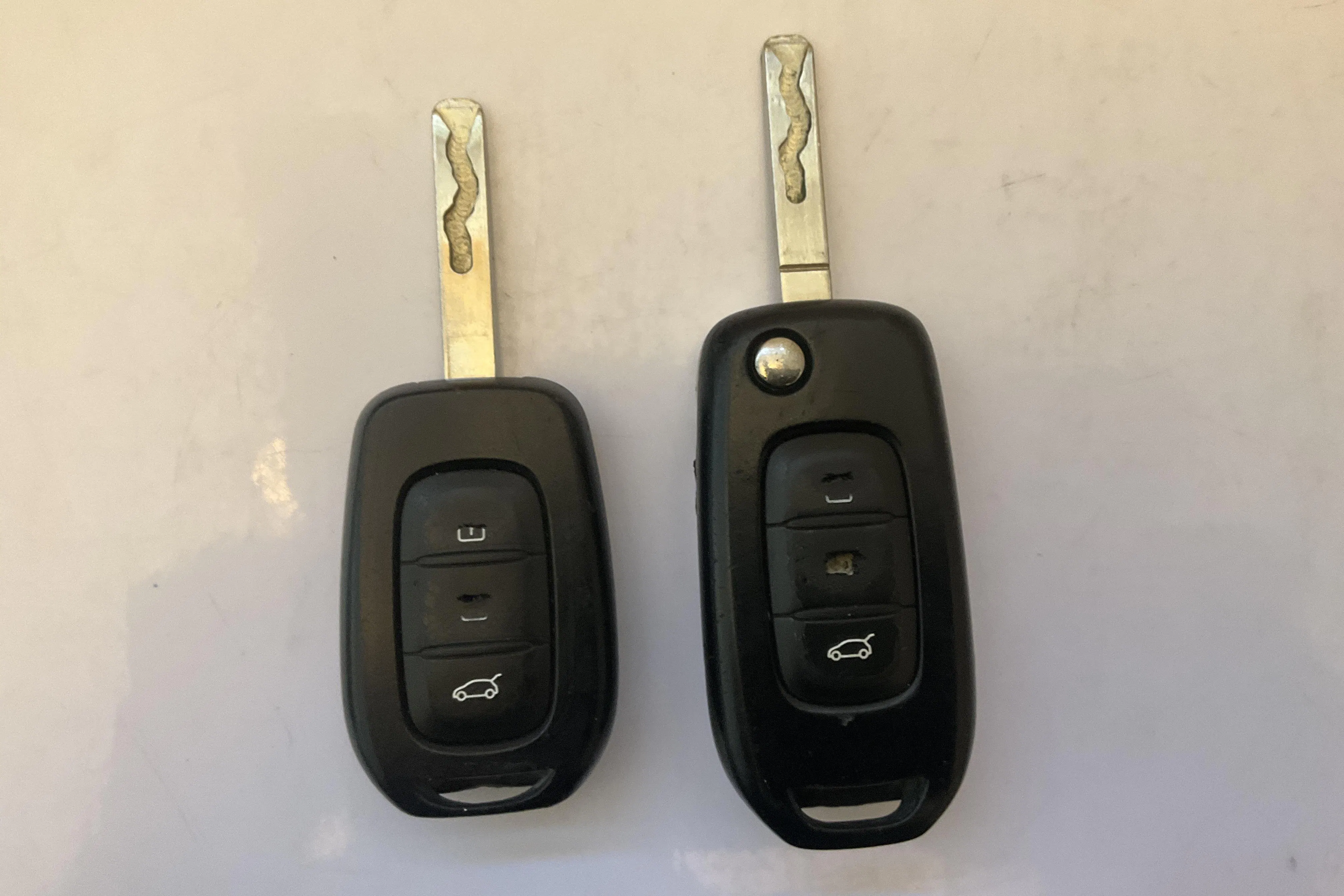 Presentation photo 12 of 12: Renault Mégane 1.5 dCi Sport Tourer (115hk) - 93 570 km - Automatic - white - 2019