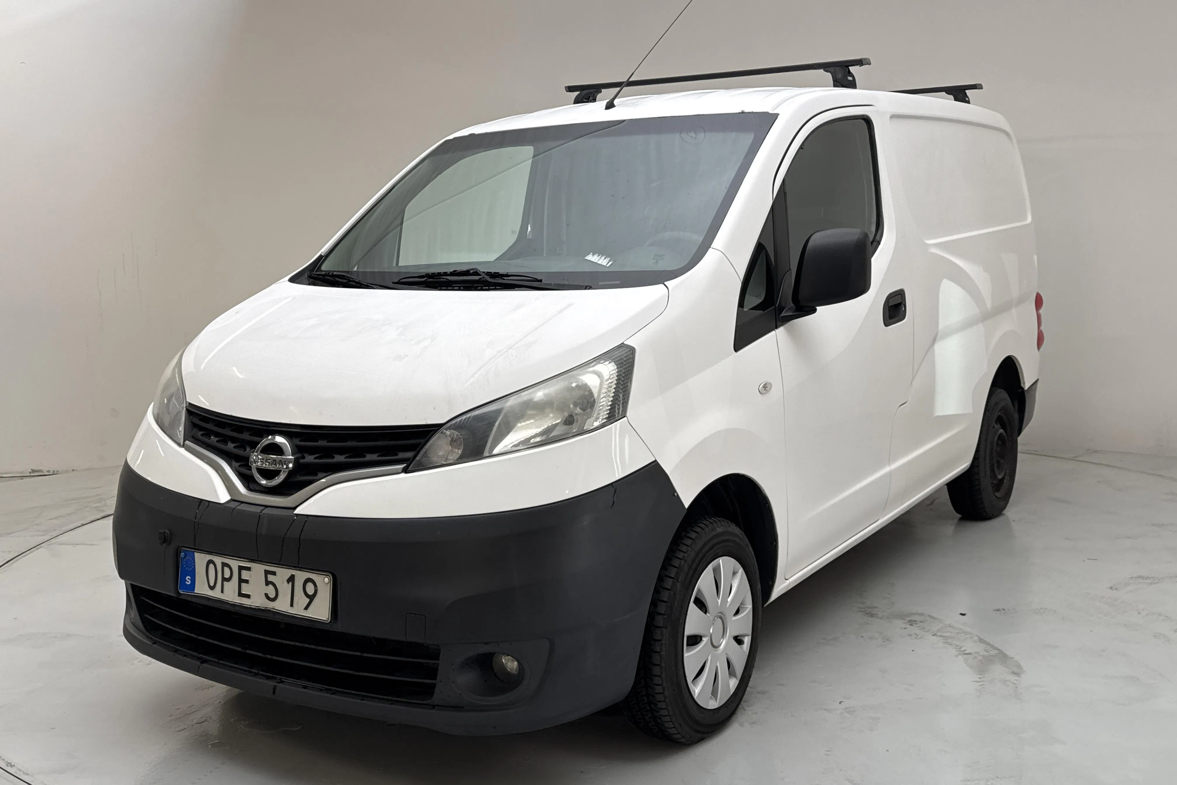 Presentation photo 1 of 10: Nissan NV200 1.5 dCi Skåp (90hk) - 171 100 km - Manual - white - 2015