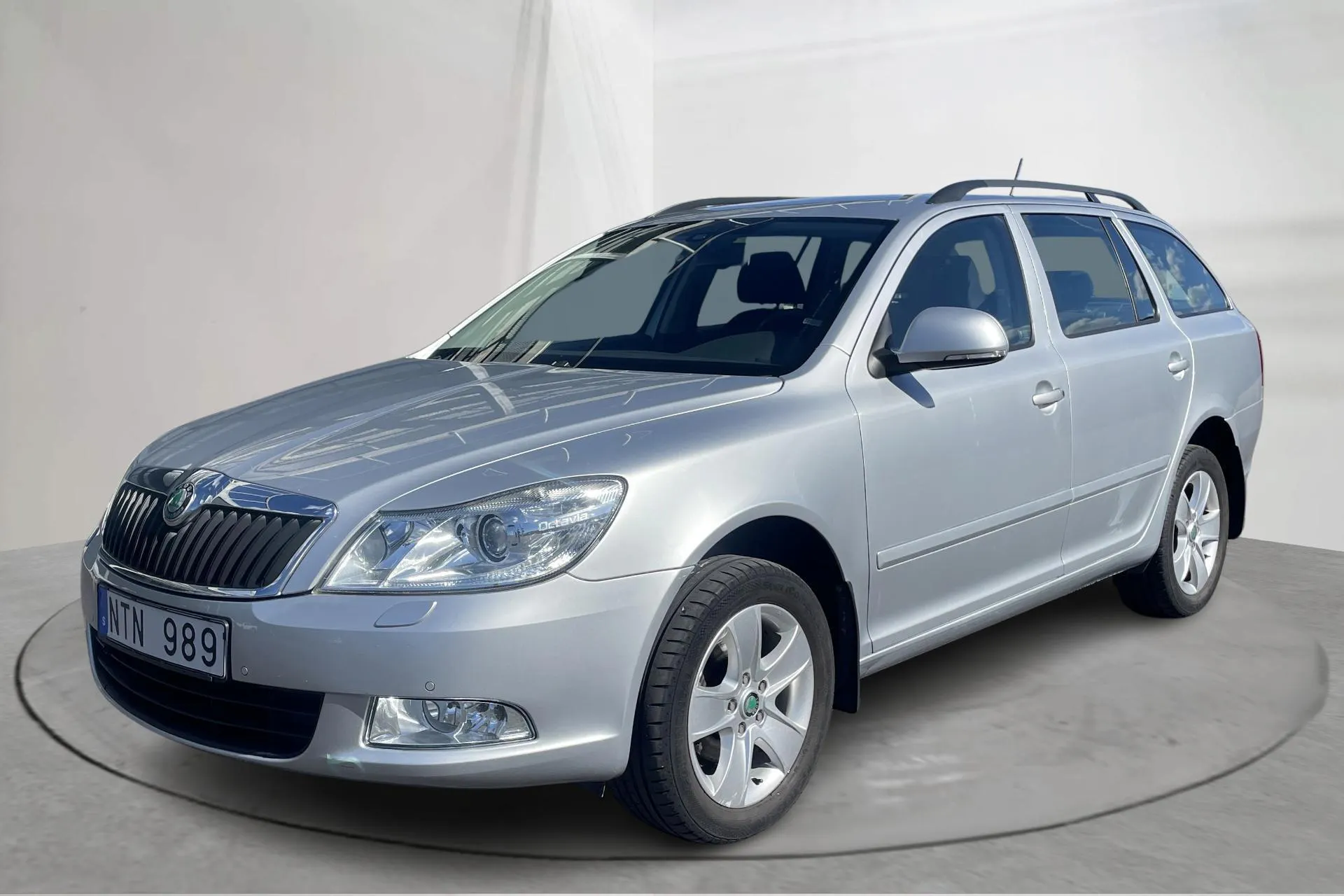 Skoda Octavia II 1.6 TDI Kombi 4X4 (105hk)
