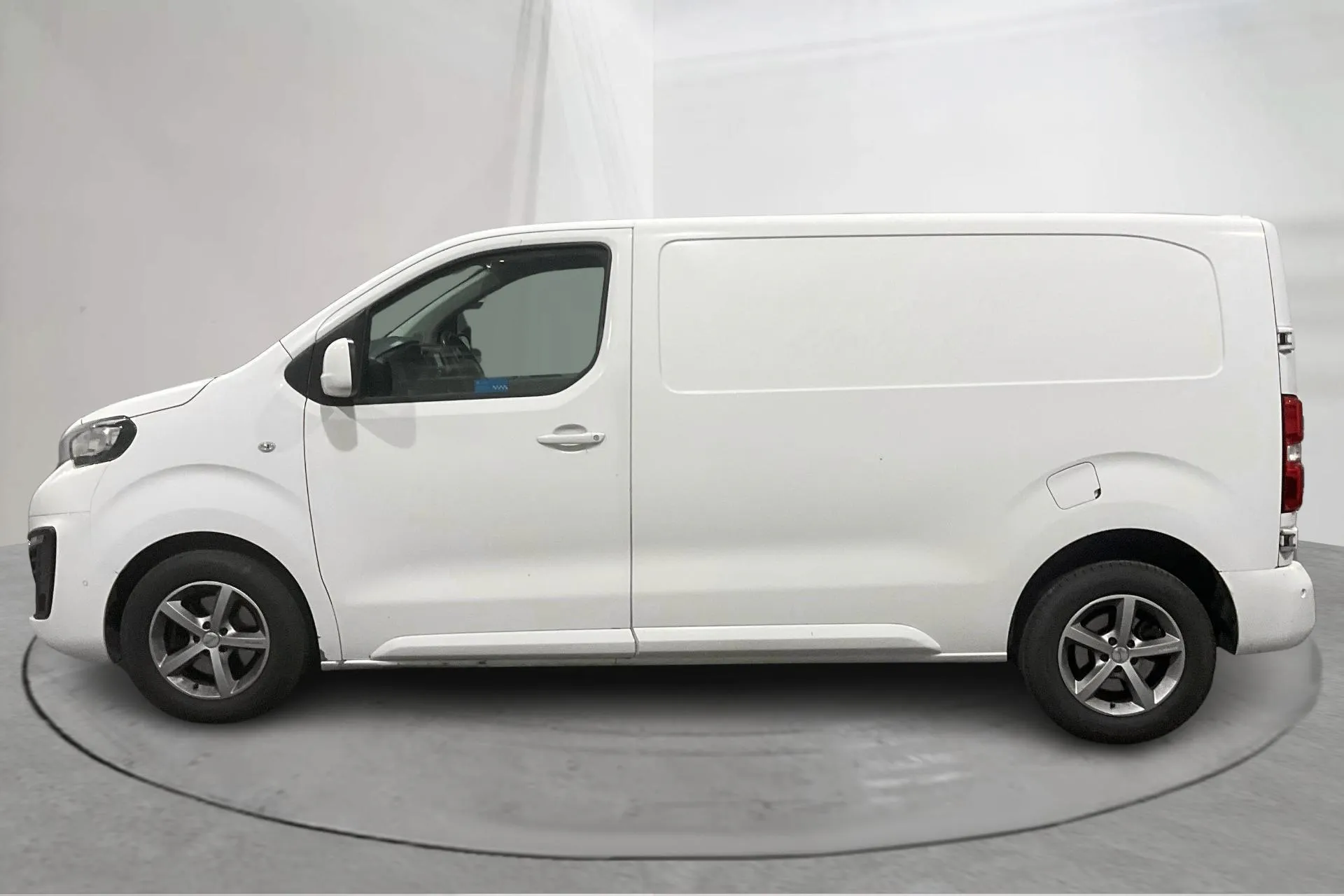 Presentationsfoto 2 av 13: Peugeot Expert BlueHDi Skåp (177hk) - 17 082 mil - Automat - vit - 2017