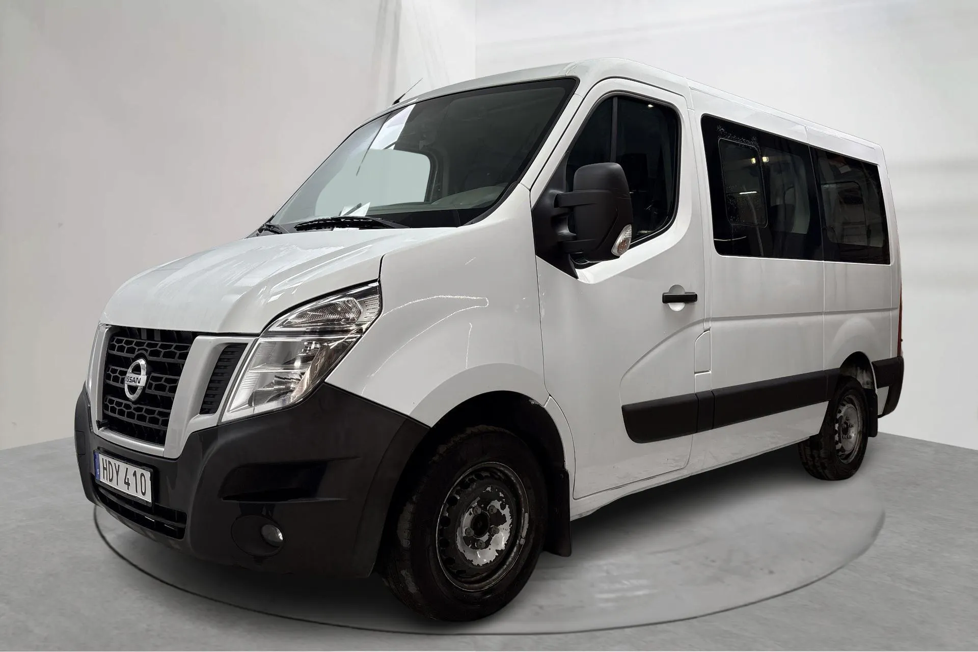 Presentation photo 1 of 12: Nissan NV400 2.3 dCi Buss (145hk) - 158 690 km - Manual - white - 2016