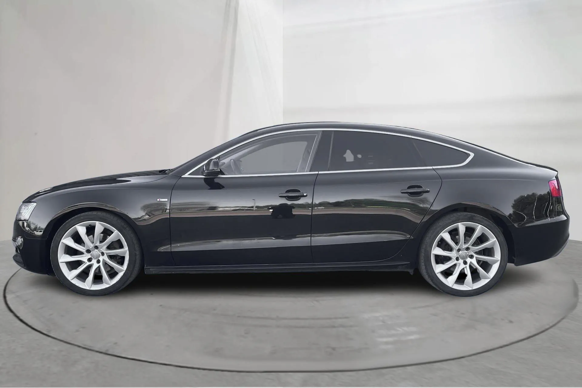Presentationsfoto 2 av 20: Audi A5 2.0 TDI Clean diesel Sportback quattro (190hk) - 17 559 mil - Automat - svart - 2016
