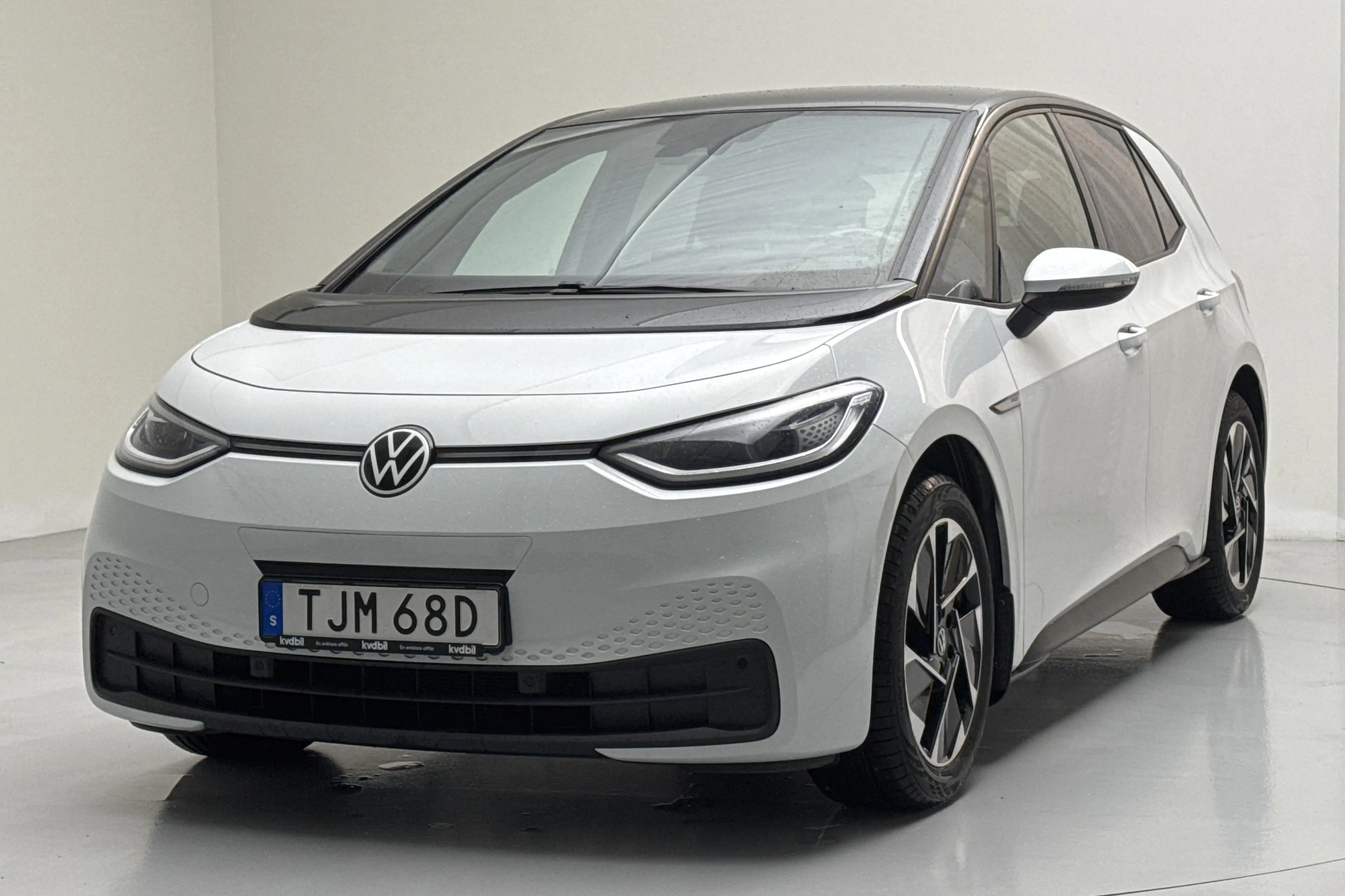 Presentationsfoto 1 av 18: VW ID.3 58kWh (204hk) - 3 174 mil - Automat - vit - 2021