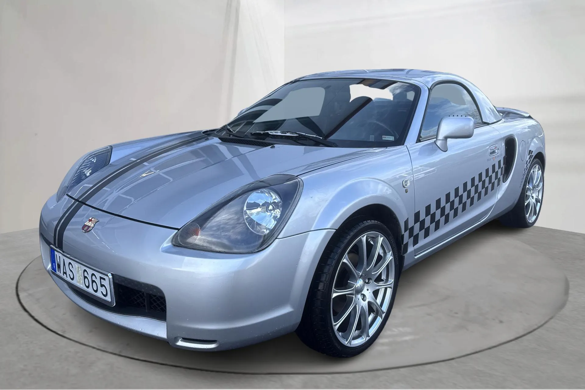 Presentationsfoto 1 av 19: Toyota MR2 1.8 Cabriolet (140hk) - 9 557 mil - Manuell - silver - 2000