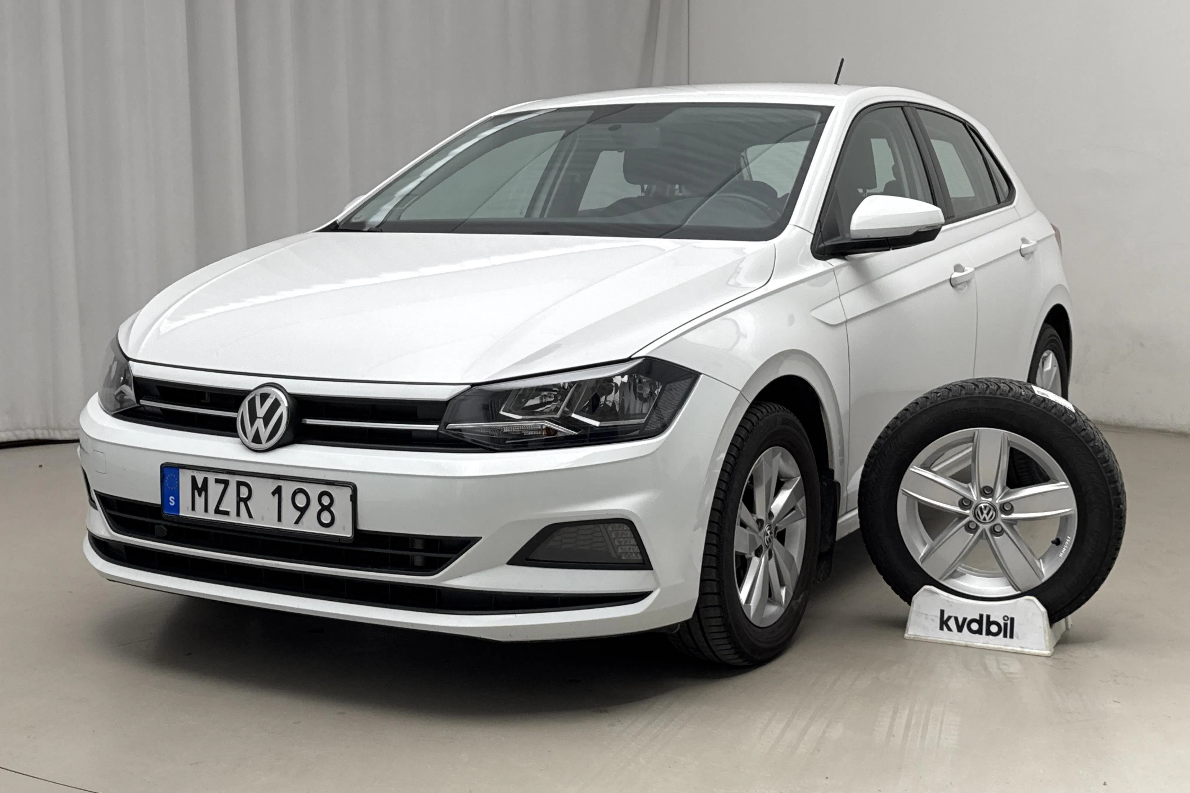 Presentationsfoto 1 av 15: VW Polo 1.0 TSI 5dr (95hk) - 6 475 mil - Automat - vit - 2019